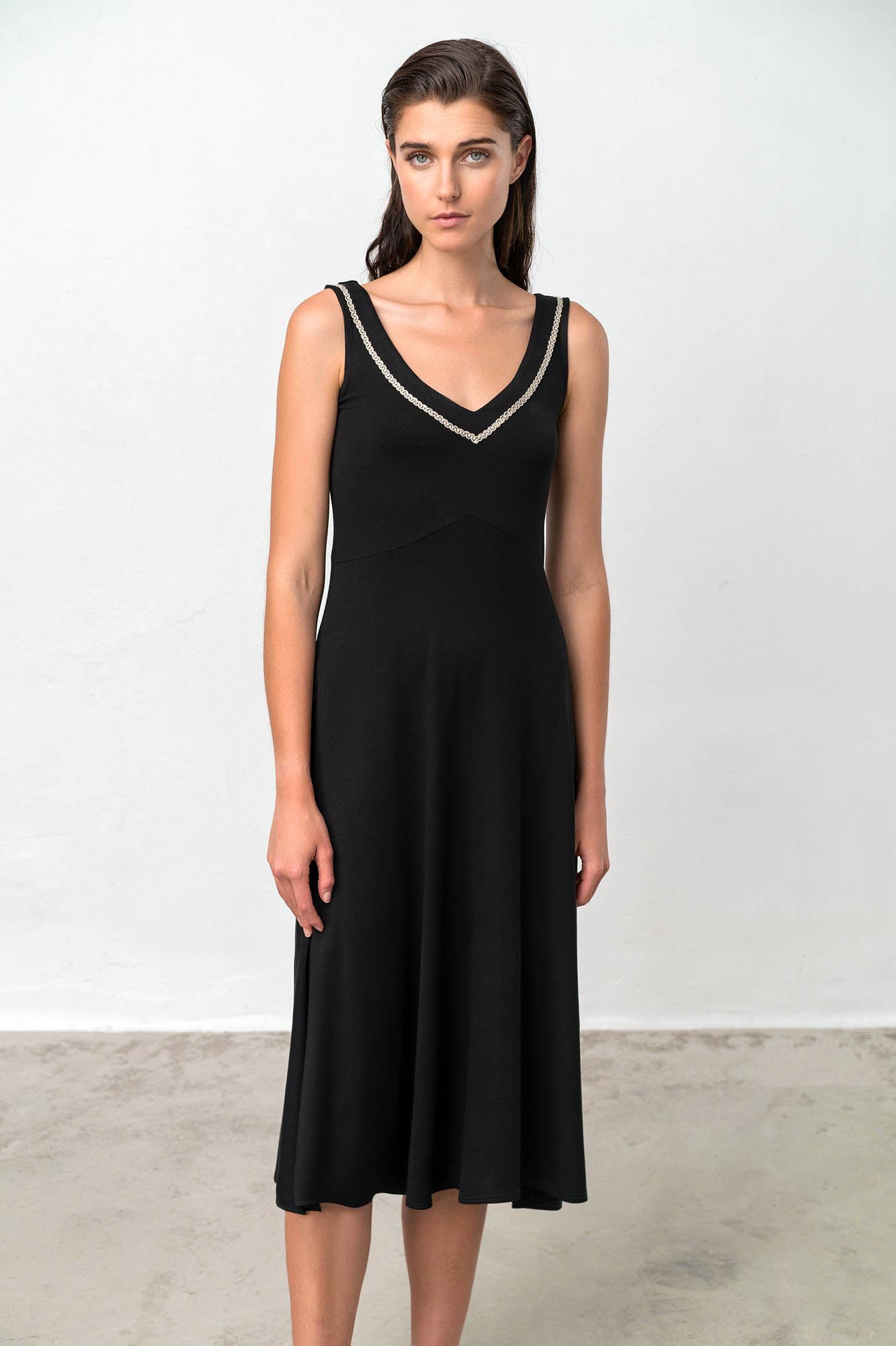 Vamp - Μονόχρωμο Αμάνικο Φόρεμα