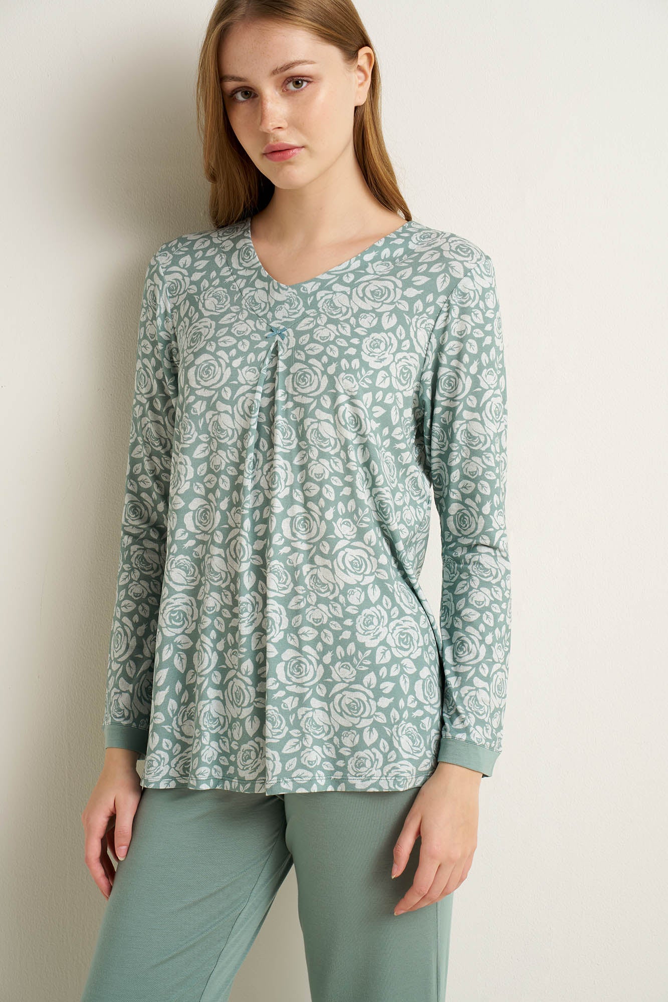 https://assets.vampfashion.com/SOFTONE_TMP_IMAGES/2_0425657724.jpg