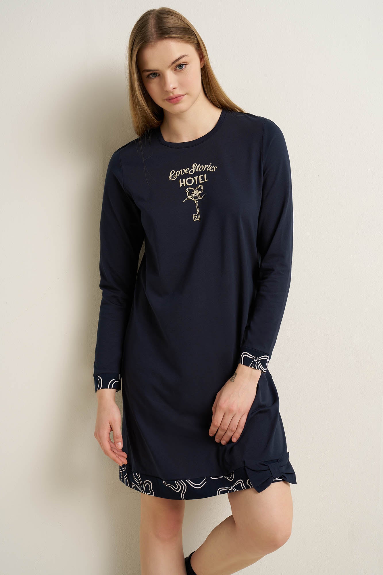 https://assets.vampfashion.com/SOFTONE_TMP_IMAGES/2_0426073874.jpg