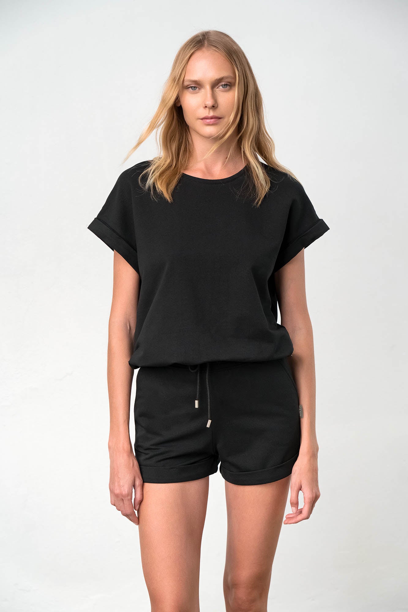 https://assets.vampfashion.com/SOFTONE_TMP_IMAGES/2_0433966775.jpg