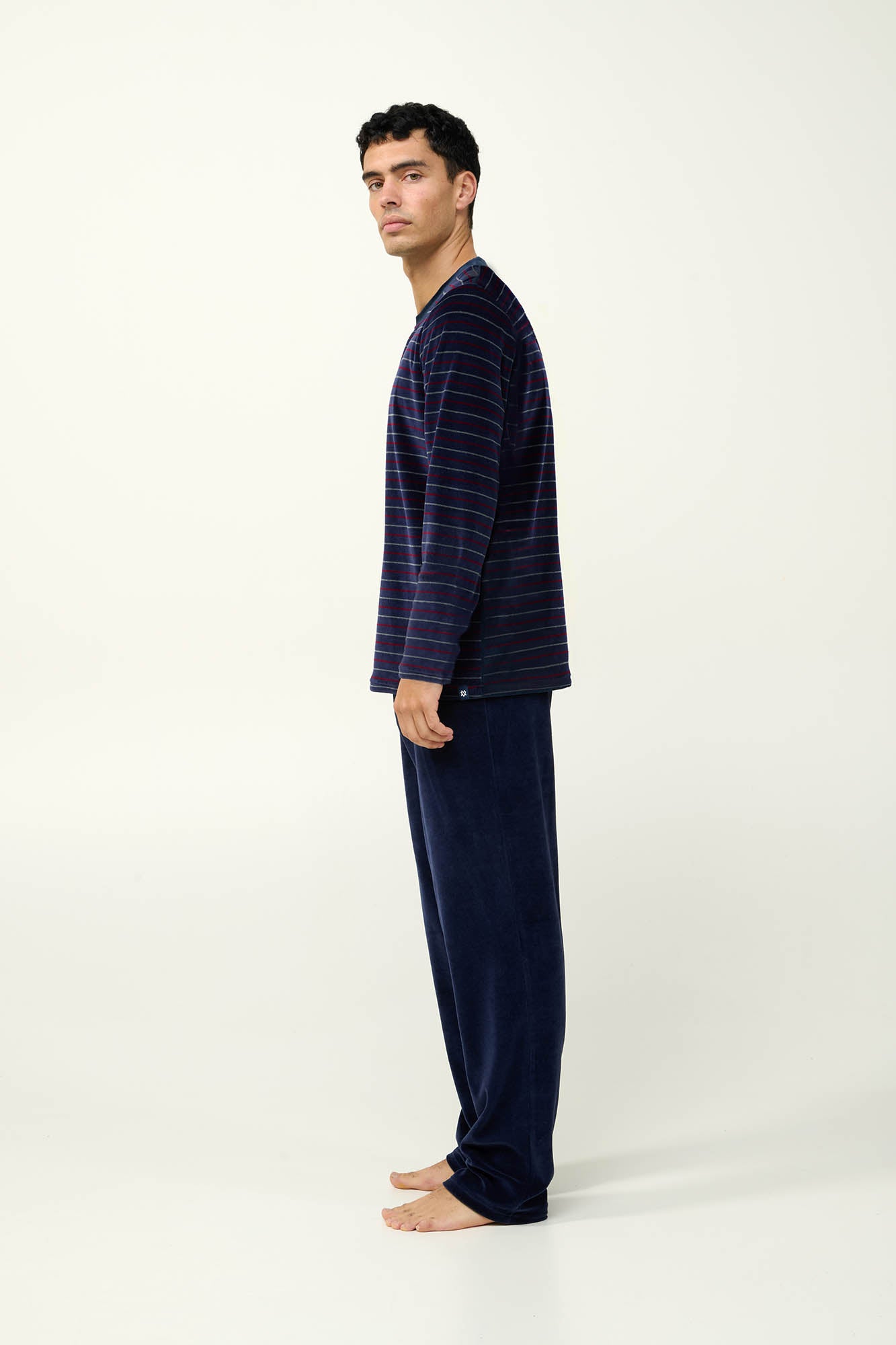 https://assets.vampfashion.com/SOFTONE_TMP_IMAGES/2_0440361928.jpg