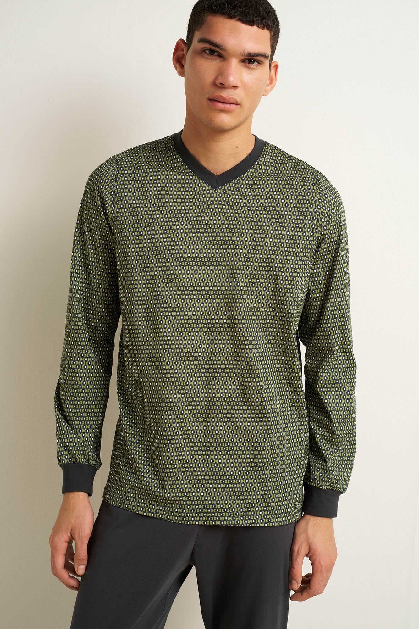 https://assets.vampfashion.com/SOFTONE_TMP_IMAGES/2_0445307730.jpg