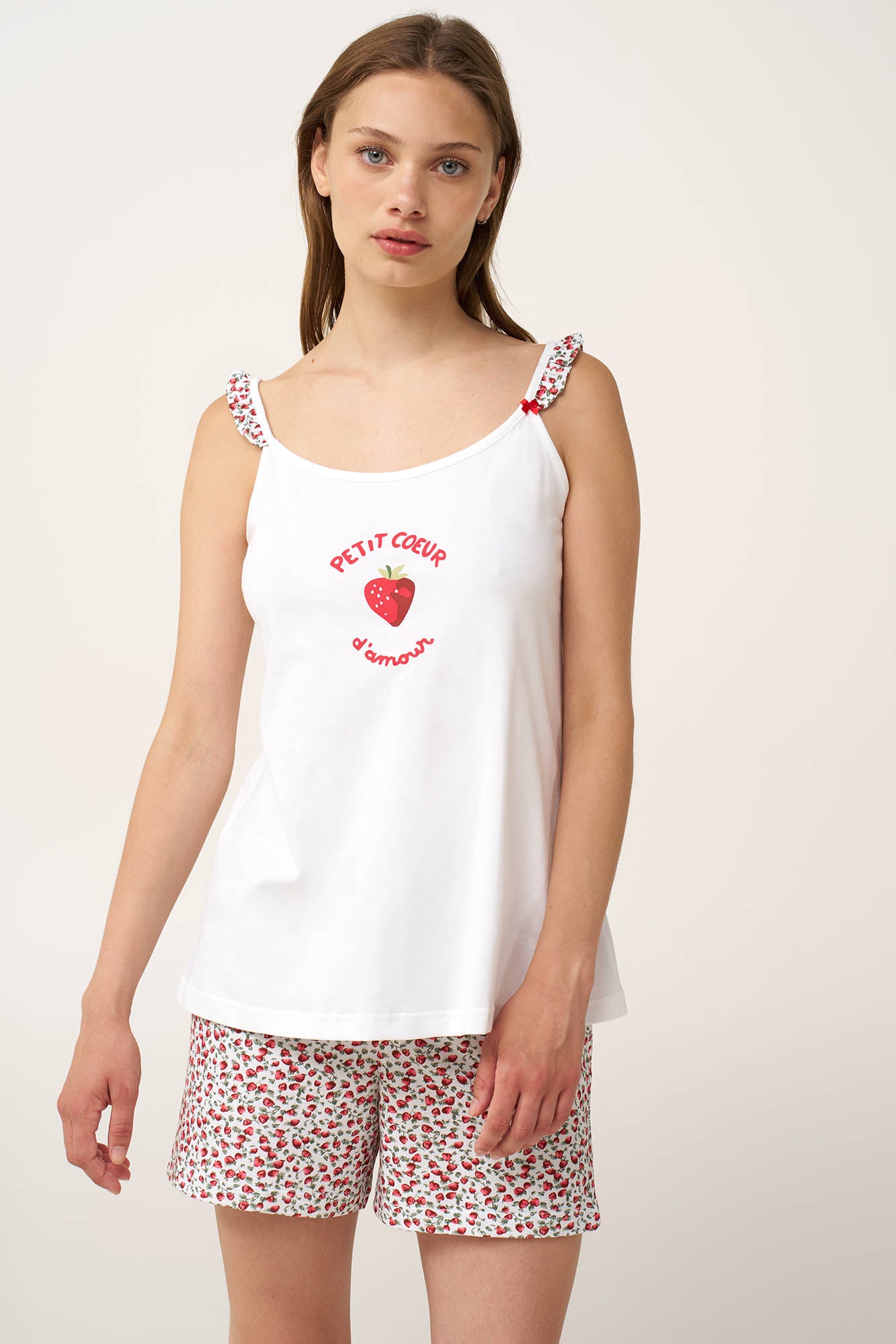 https://assets.vampfashion.com/SOFTONE_TMP_IMAGES/2_0446493007.jpg