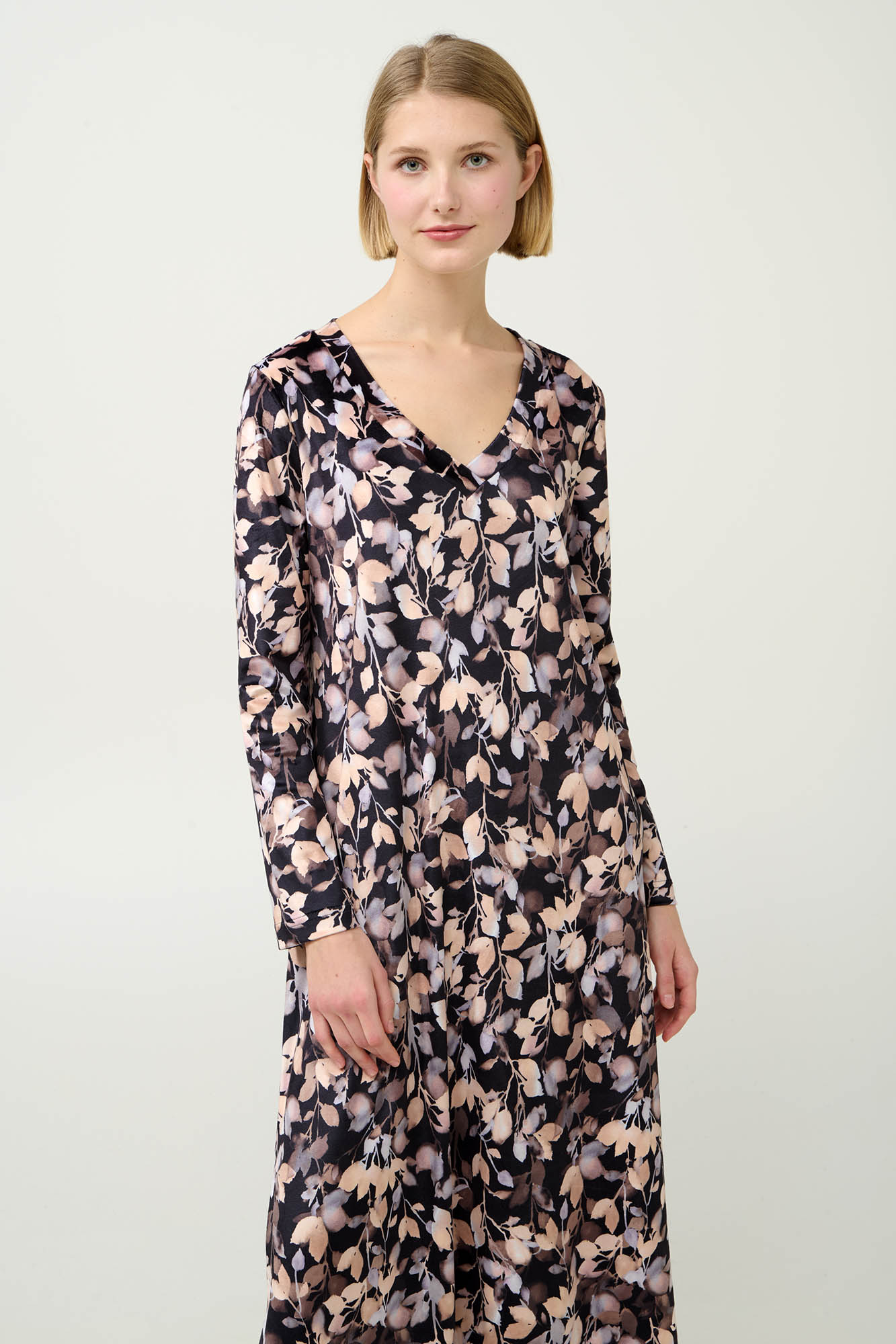 Vamp - Γυναικείο Φλοράλ Φόρεμα Velvet