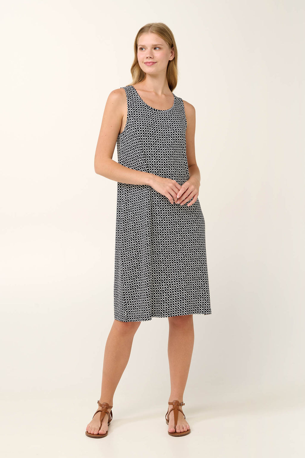 https://assets.vampfashion.com/SOFTONE_TMP_IMAGES/2_0452226659.jpg