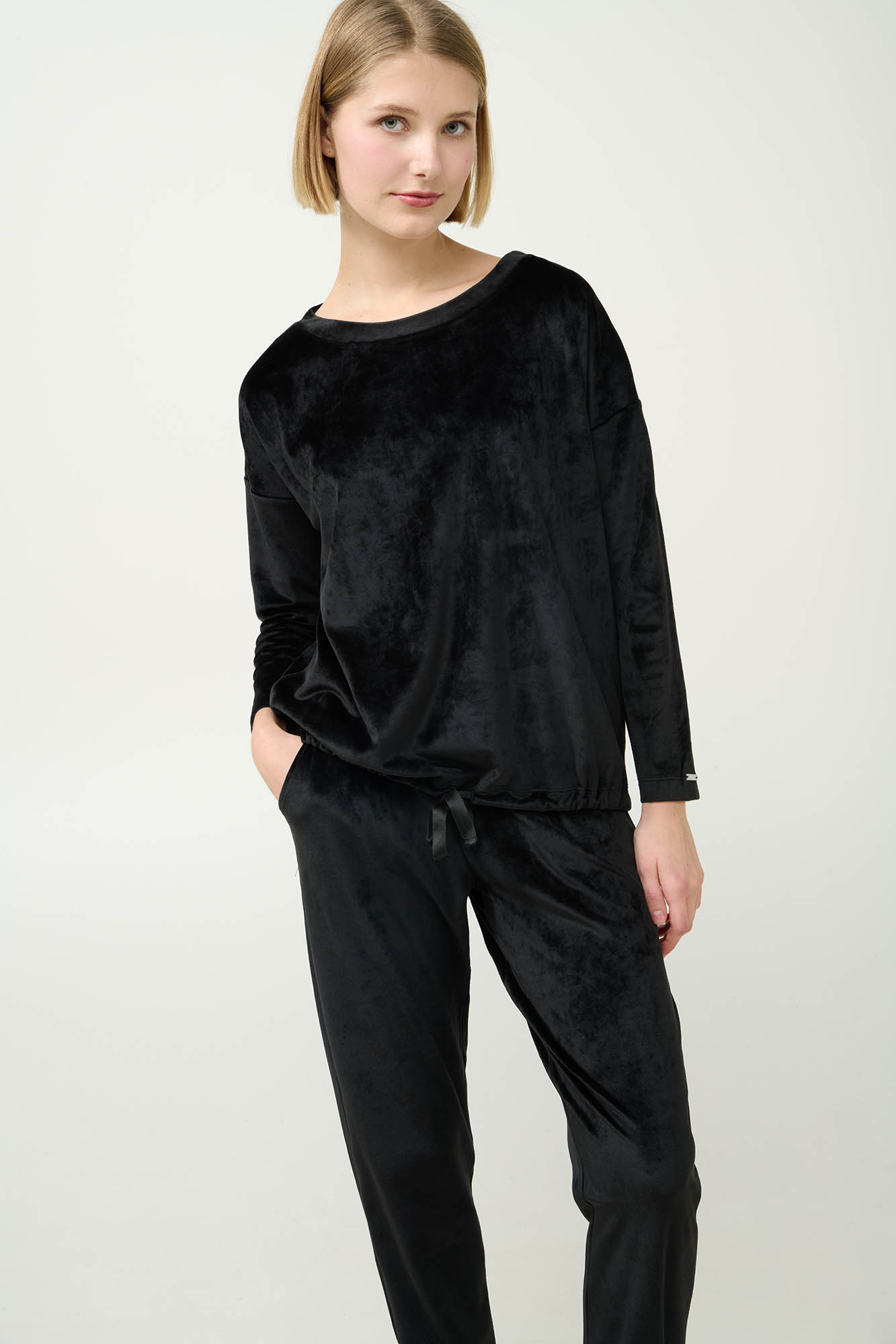 Vamp - Γυναικεία Μονόχωμη Φόρμα Velvet