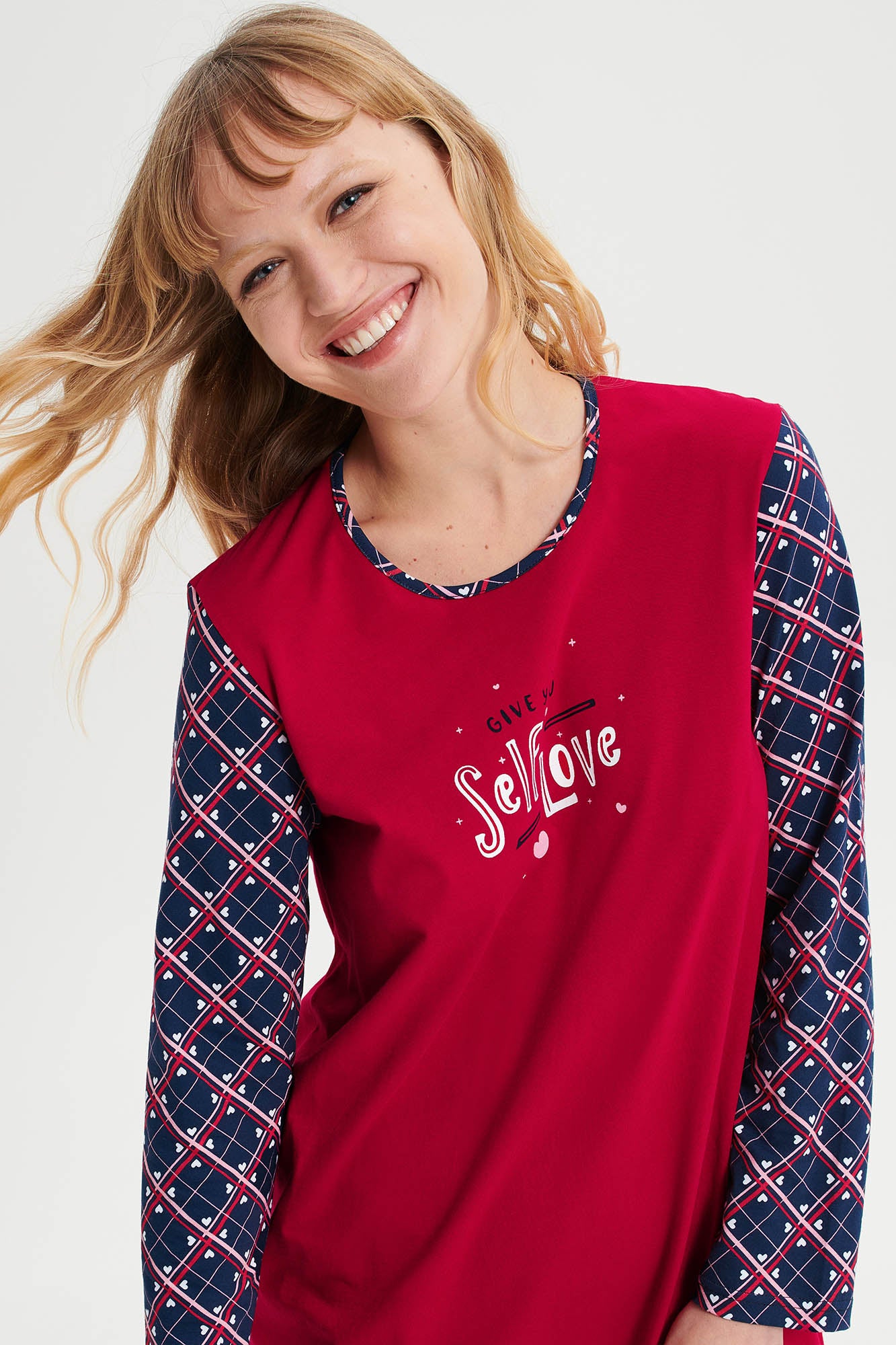 https://assets.vampfashion.com/SOFTONE_TMP_IMAGES/2_0484239041.jpg