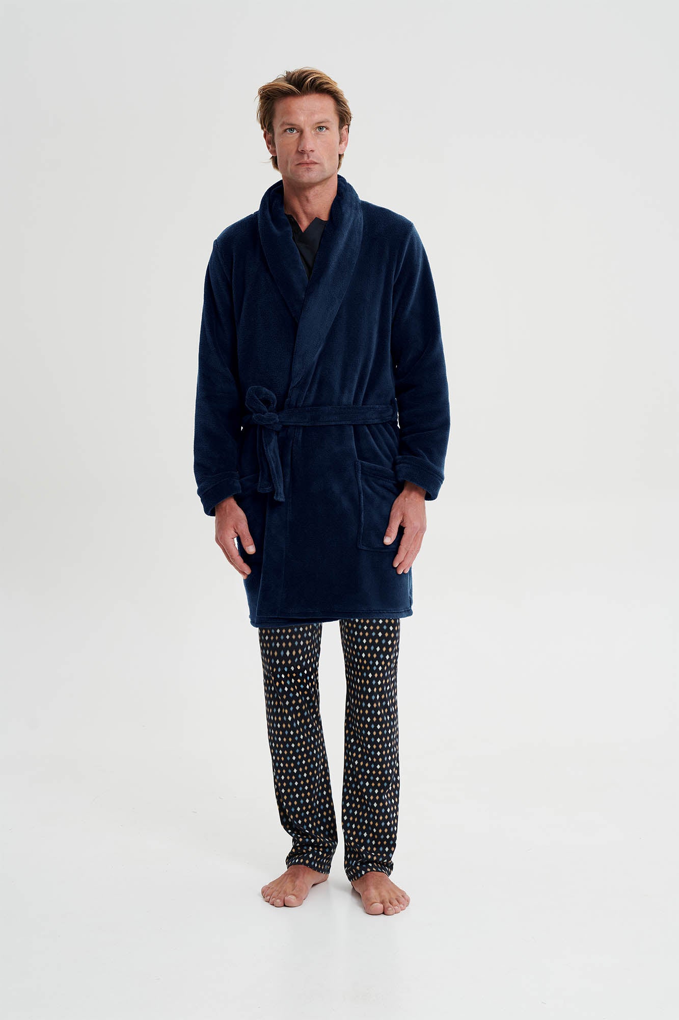 https://assets.vampfashion.com/SOFTONE_TMP_IMAGES/2_0498778393.jpg