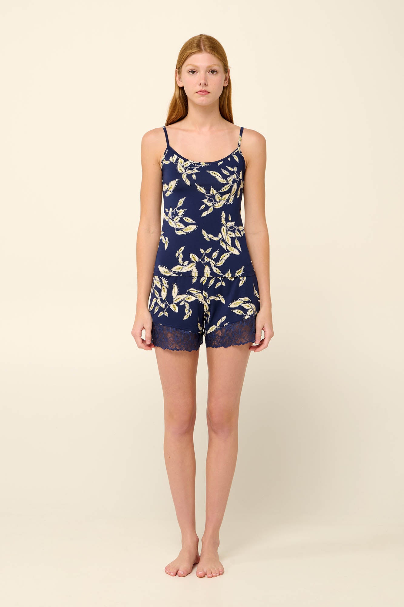 https://assets.vampfashion.com/SOFTONE_TMP_IMAGES/2_0534582270.jpg