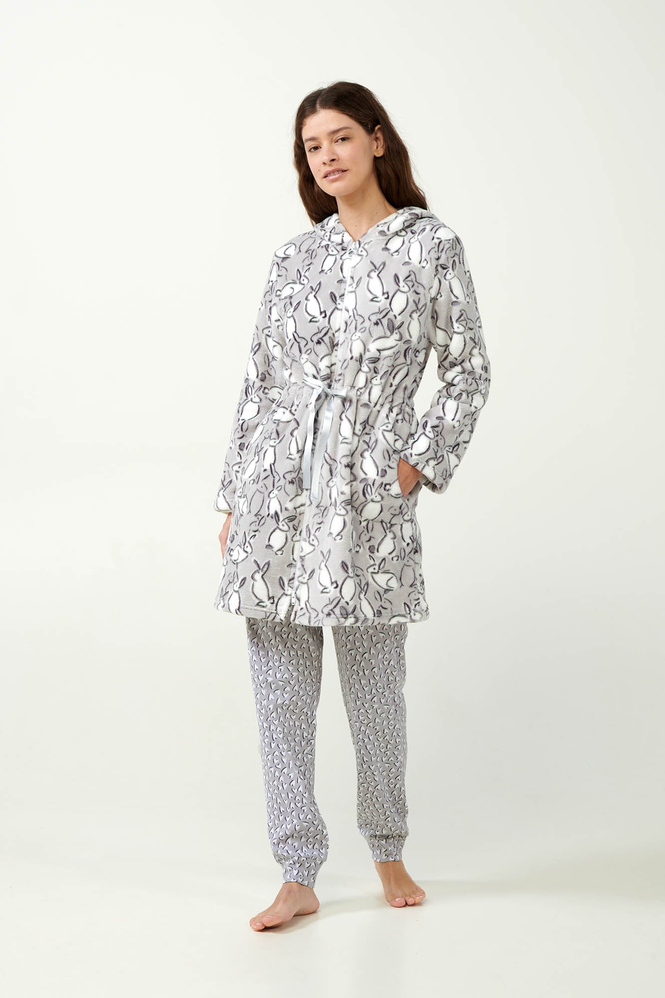 https://assets.vampfashion.com/SOFTONE_TMP_IMAGES/2_0542207481.jpg