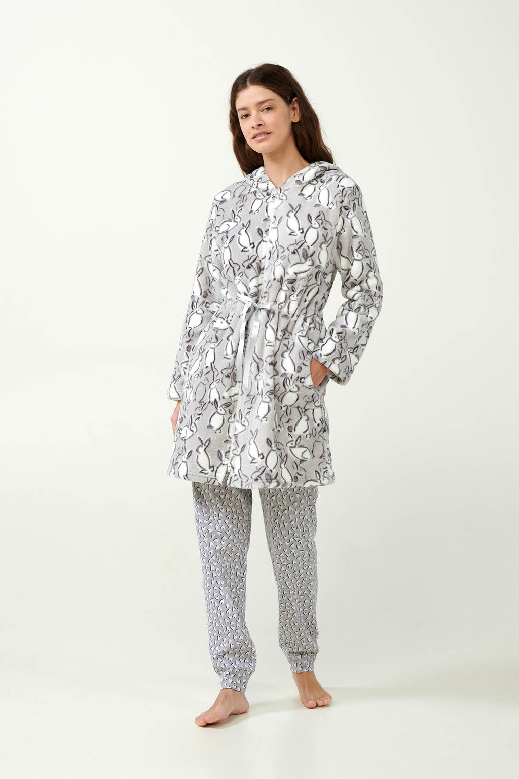 https://assets.vampfashion.com/SOFTONE_TMP_IMAGES/2_0542207481.jpg