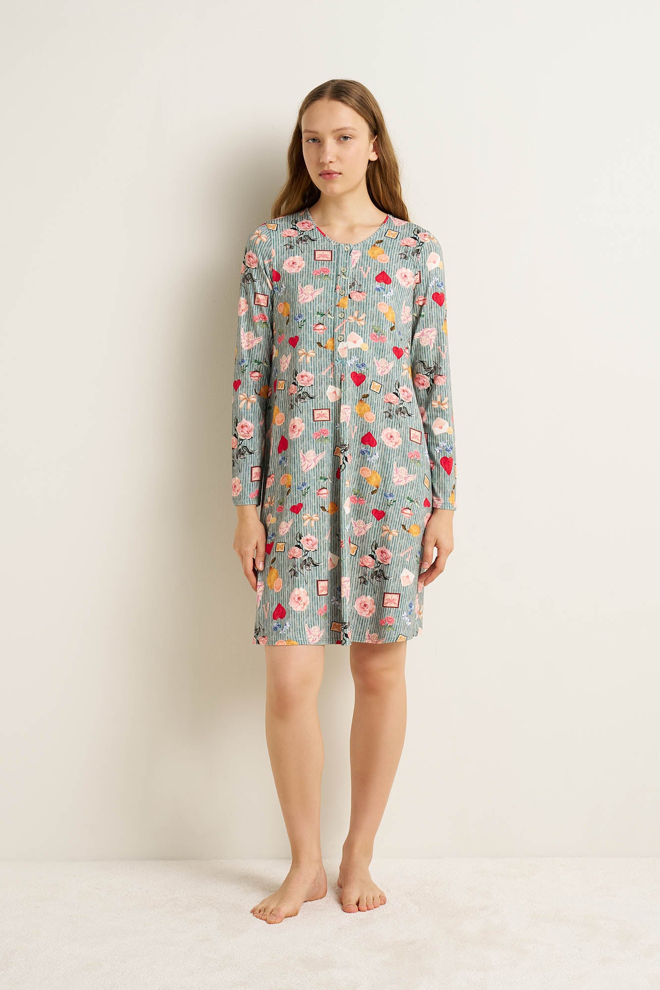 https://assets.vampfashion.com/SOFTONE_TMP_IMAGES/2_0554847116.jpg