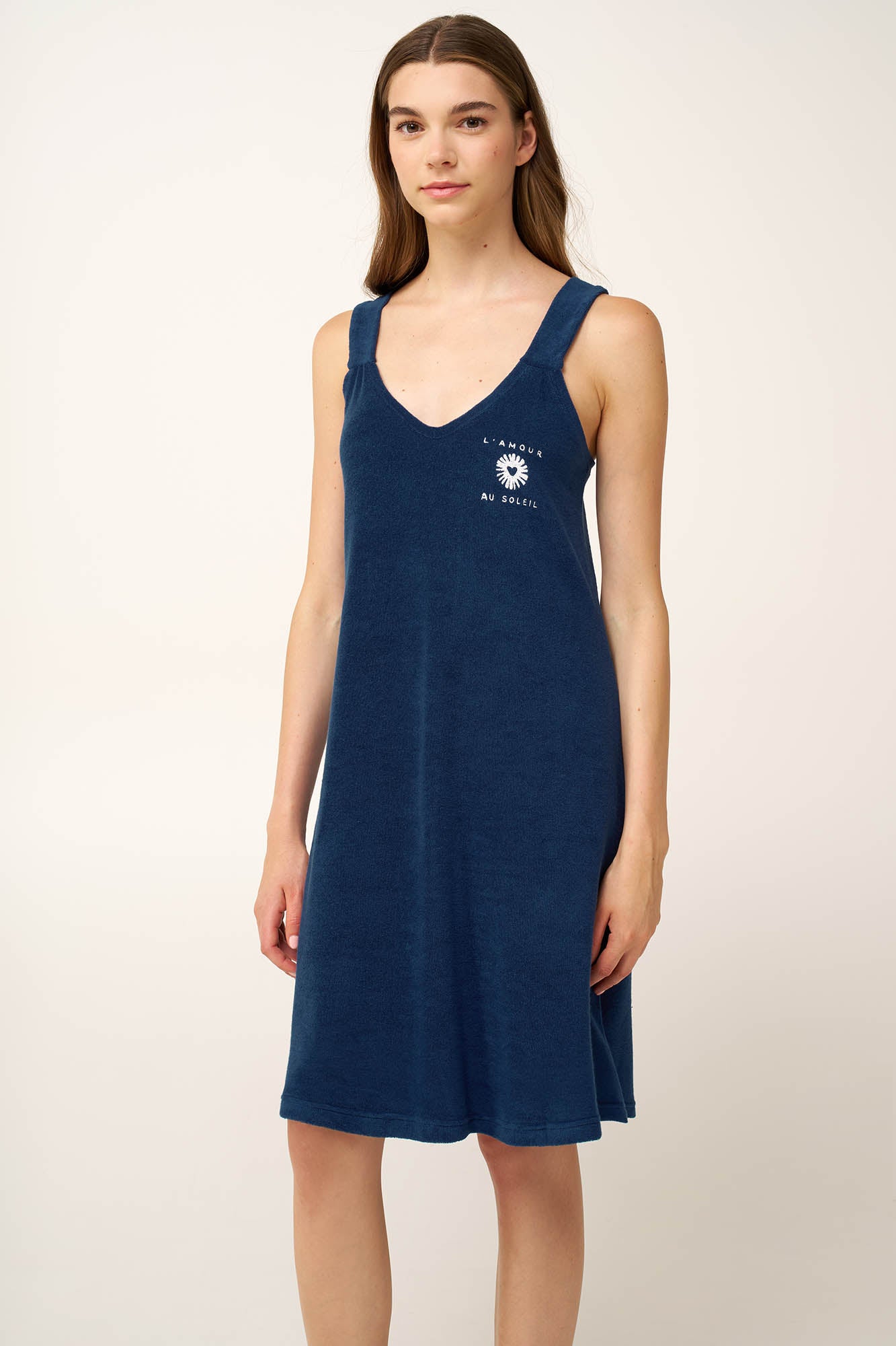 https://assets.vampfashion.com/SOFTONE_TMP_IMAGES/2_0557305396.jpg