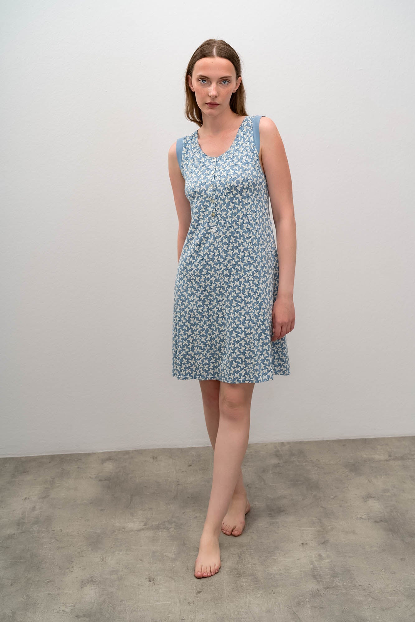 https://assets.vampfashion.com/SOFTONE_TMP_IMAGES/2_0559265336.jpg