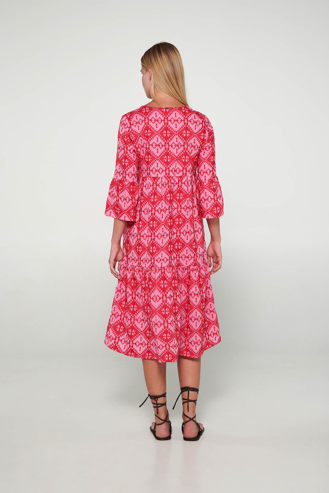 https://assets.vampfashion.com/SOFTONE_TMP_IMAGES/2_0568113277.jpg