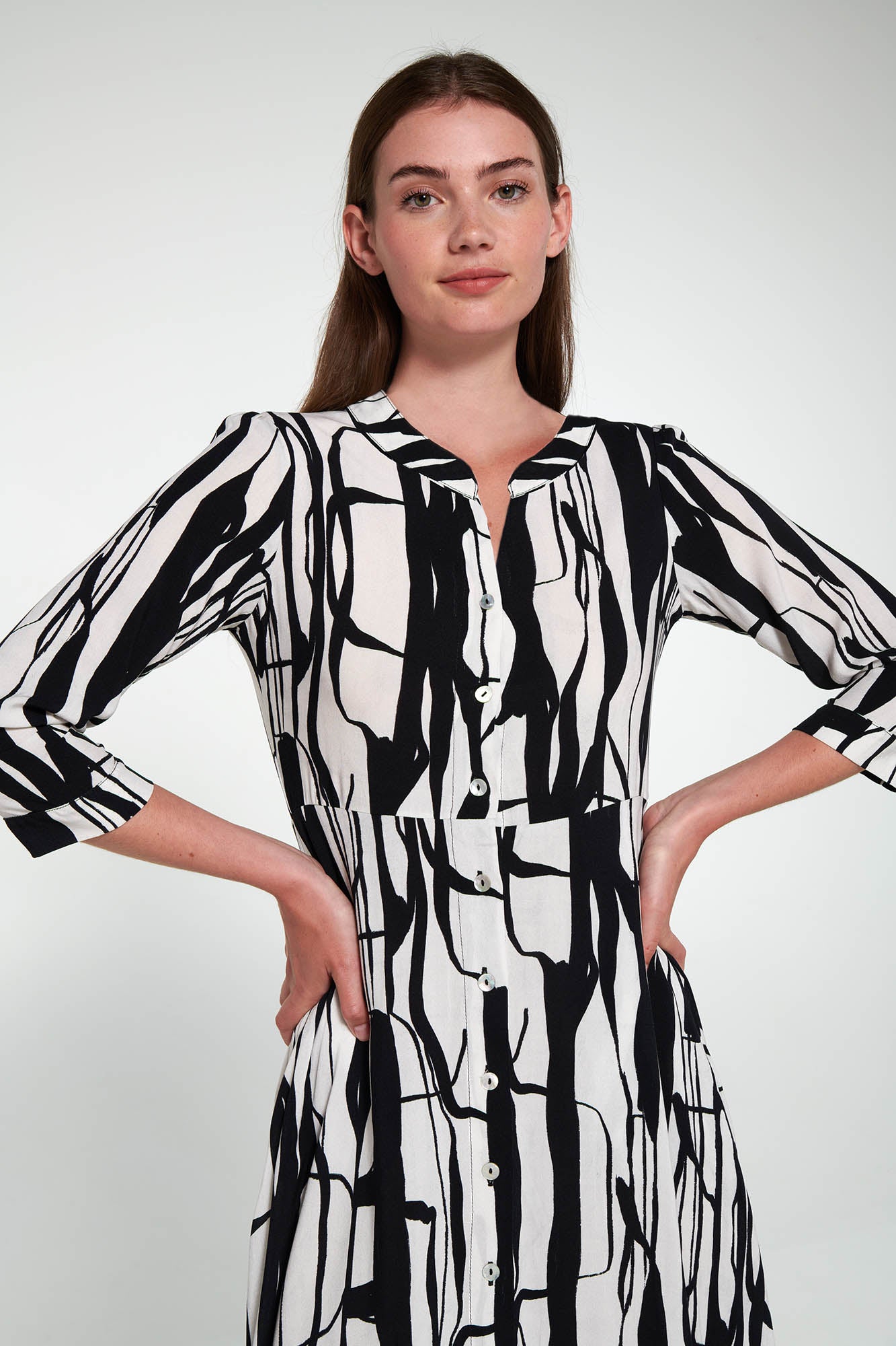 https://assets.vampfashion.com/SOFTONE_TMP_IMAGES/2_0581879446.jpg