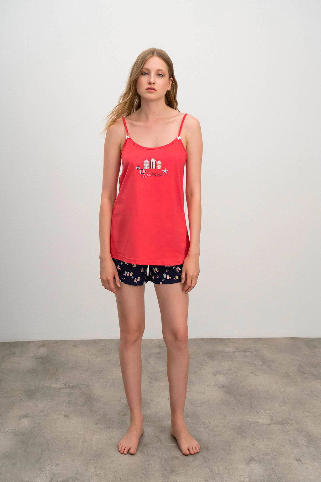 https://assets.vampfashion.com/SOFTONE_TMP_IMAGES/2_0593143745.jpg