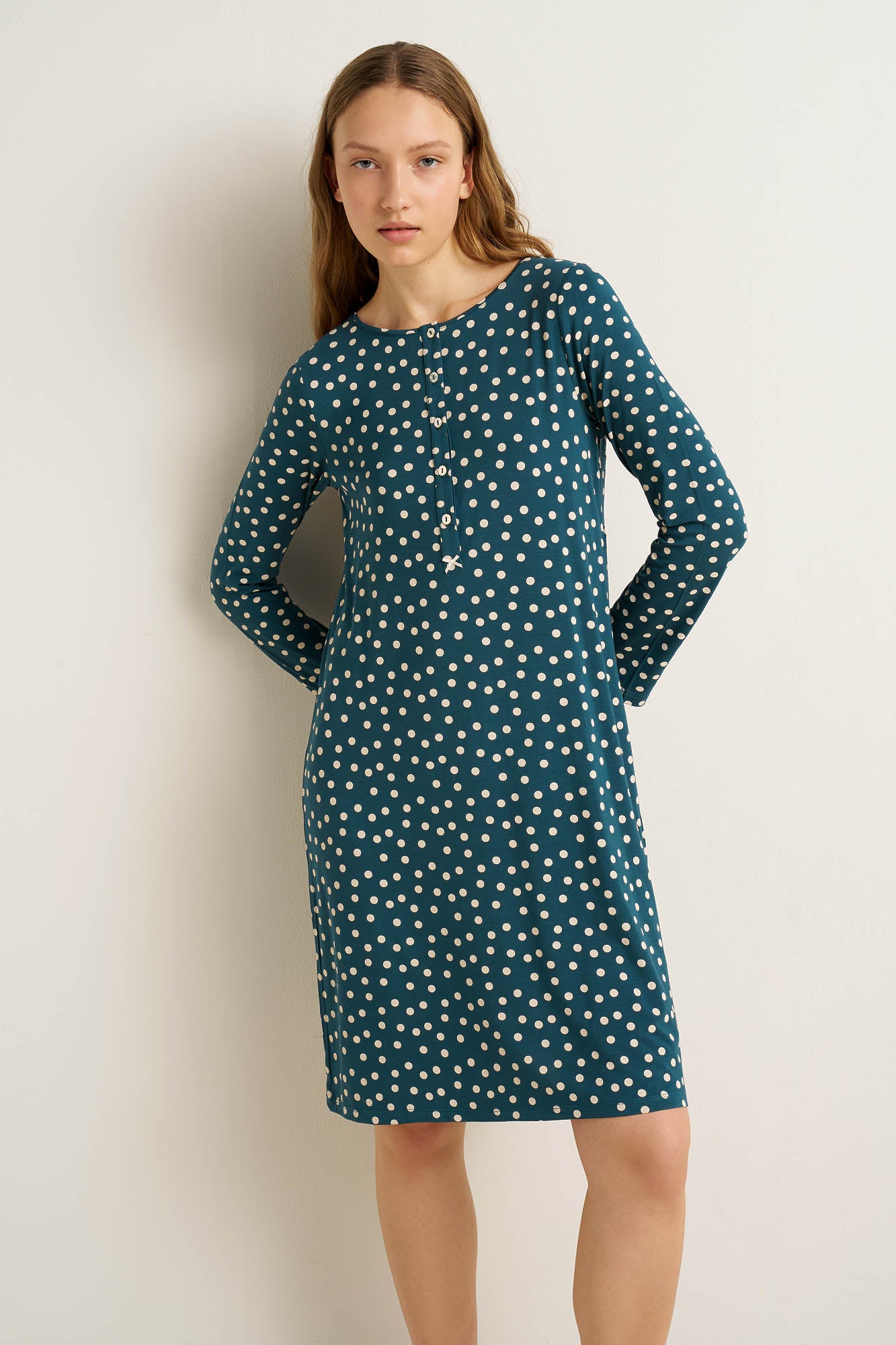 https://assets.vampfashion.com/SOFTONE_TMP_IMAGES/2_0628361794.jpg