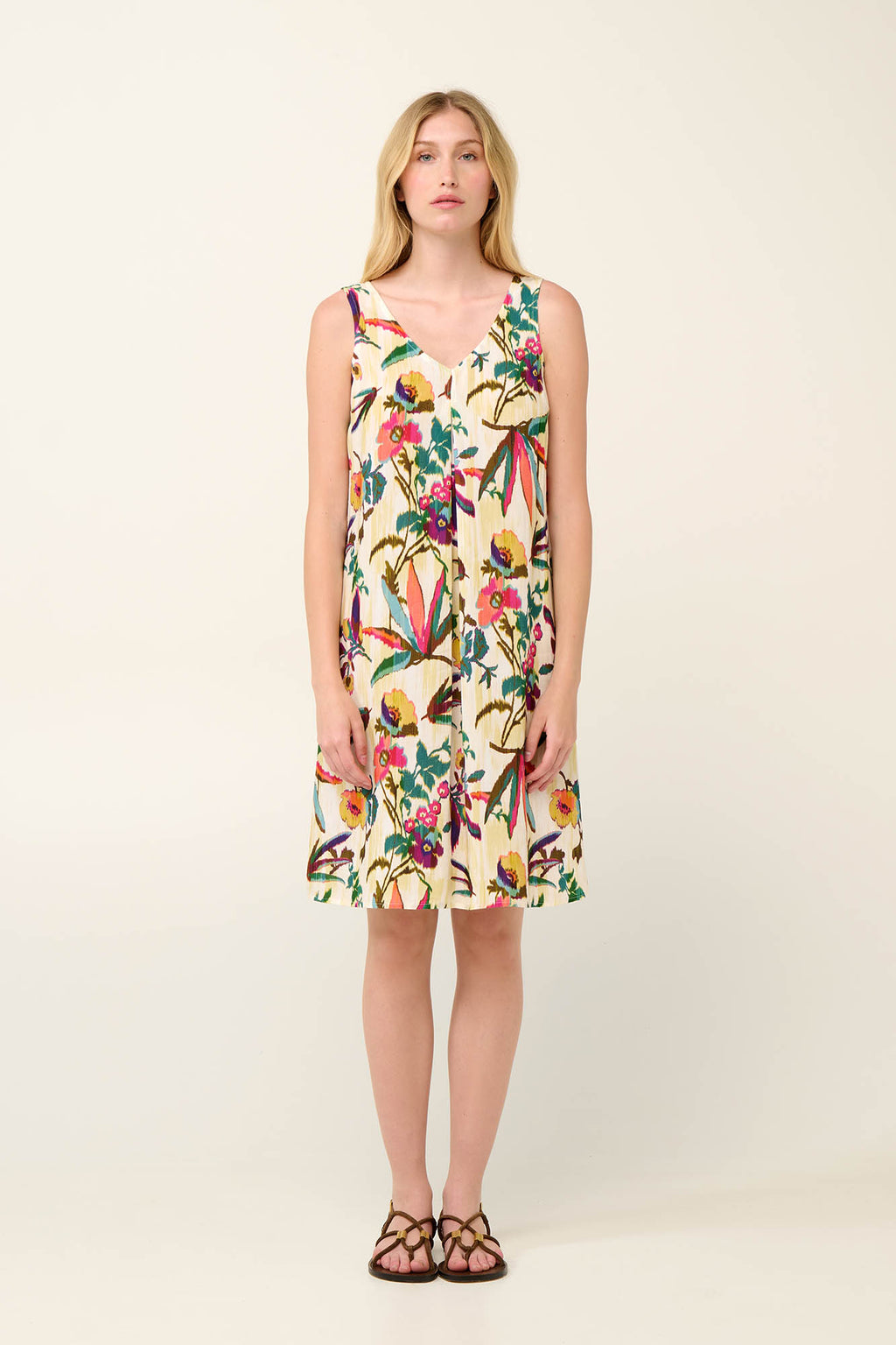 https://assets.vampfashion.com/SOFTONE_TMP_IMAGES/2_0632184786.jpg