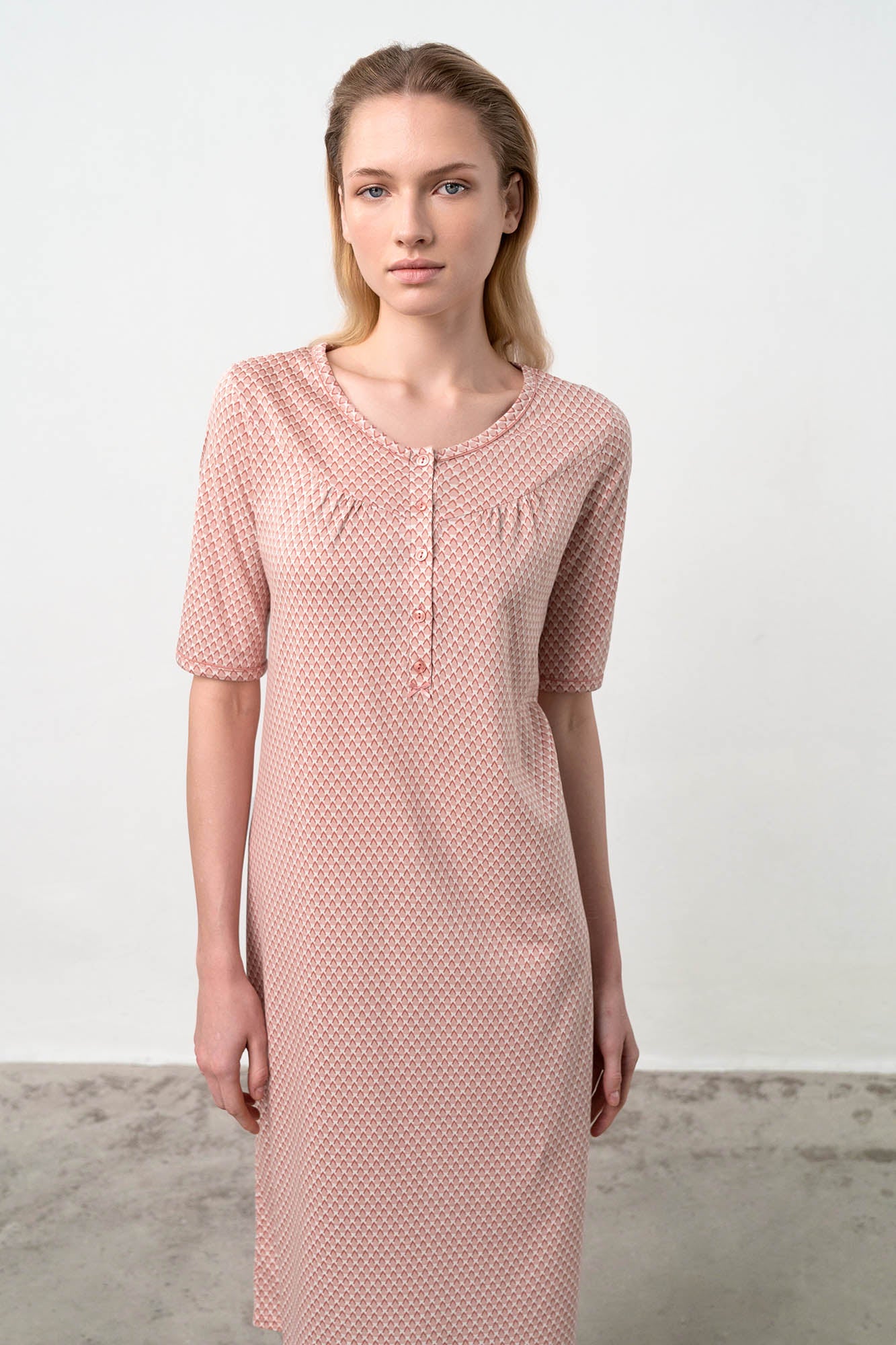 https://assets.vampfashion.com/SOFTONE_TMP_IMAGES/2_0652392265.jpg