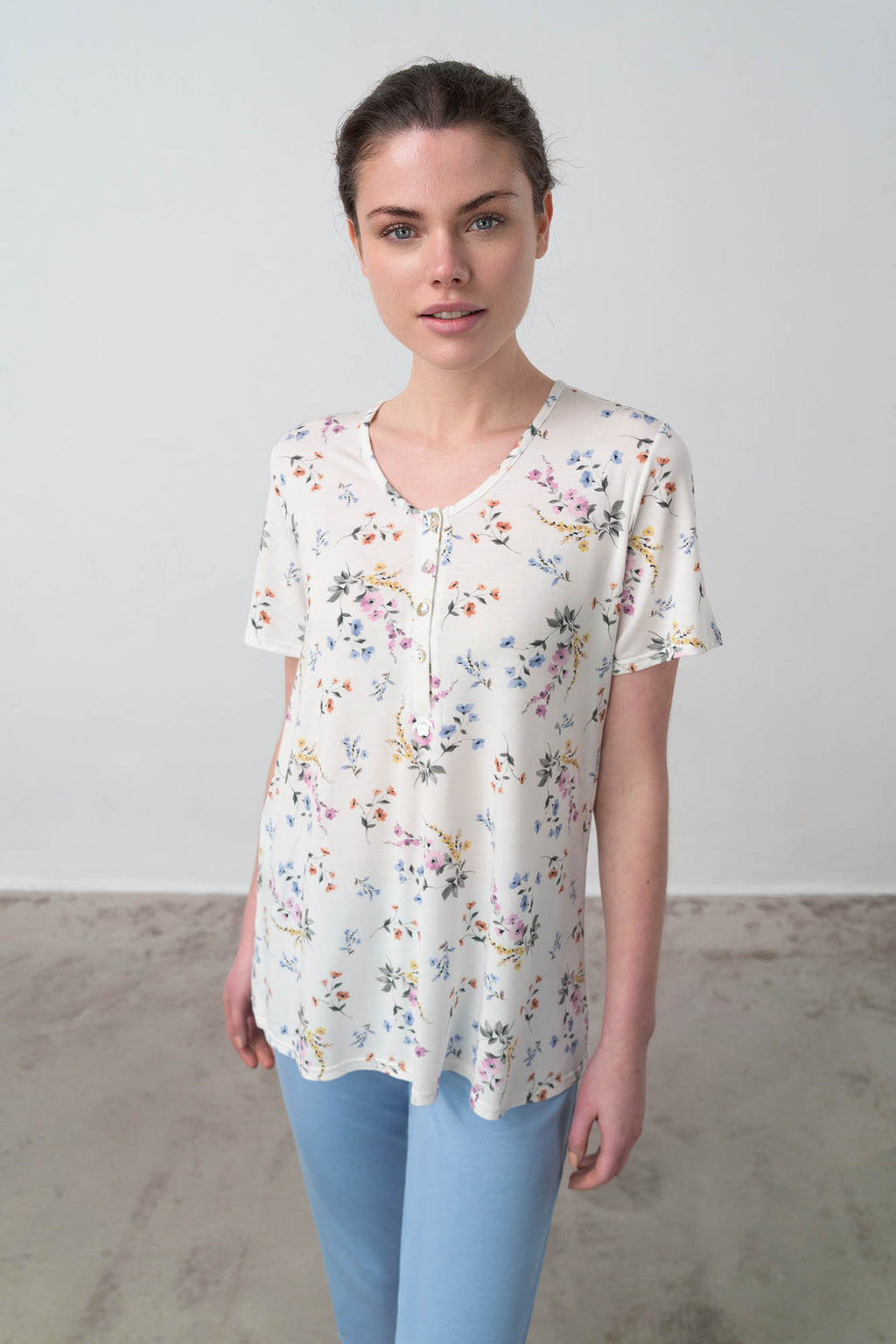 https://assets.vampfashion.com/SOFTONE_TMP_IMAGES/2_0654780243.jpg