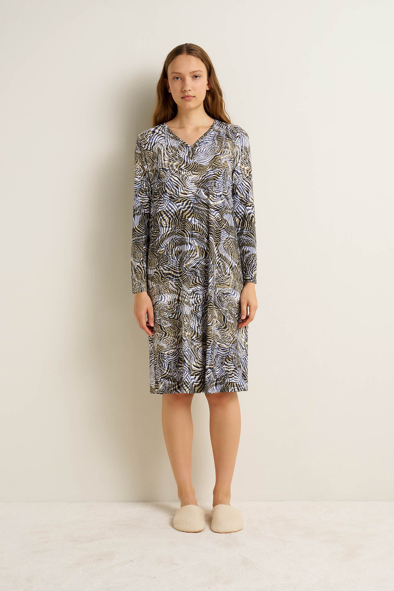 https://assets.vampfashion.com/SOFTONE_TMP_IMAGES/2_0658293375.jpg