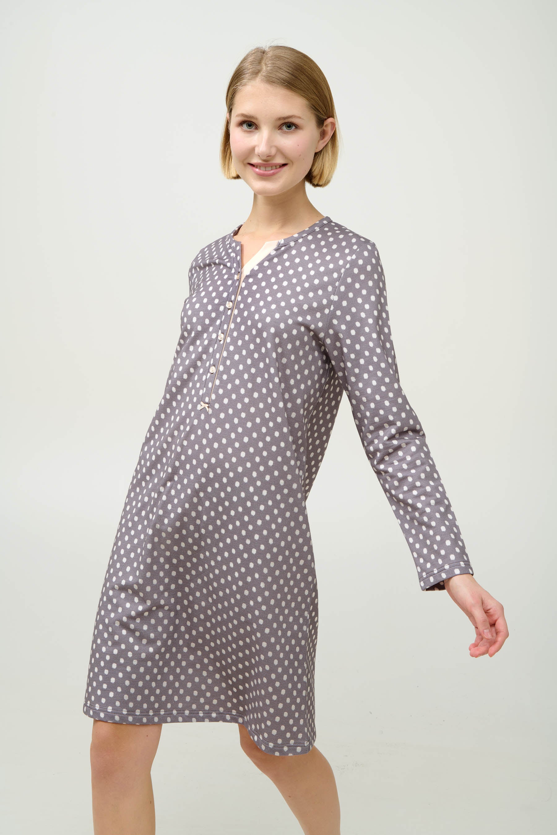 https://assets.vampfashion.com/SOFTONE_TMP_IMAGES/2_0660864326.jpg