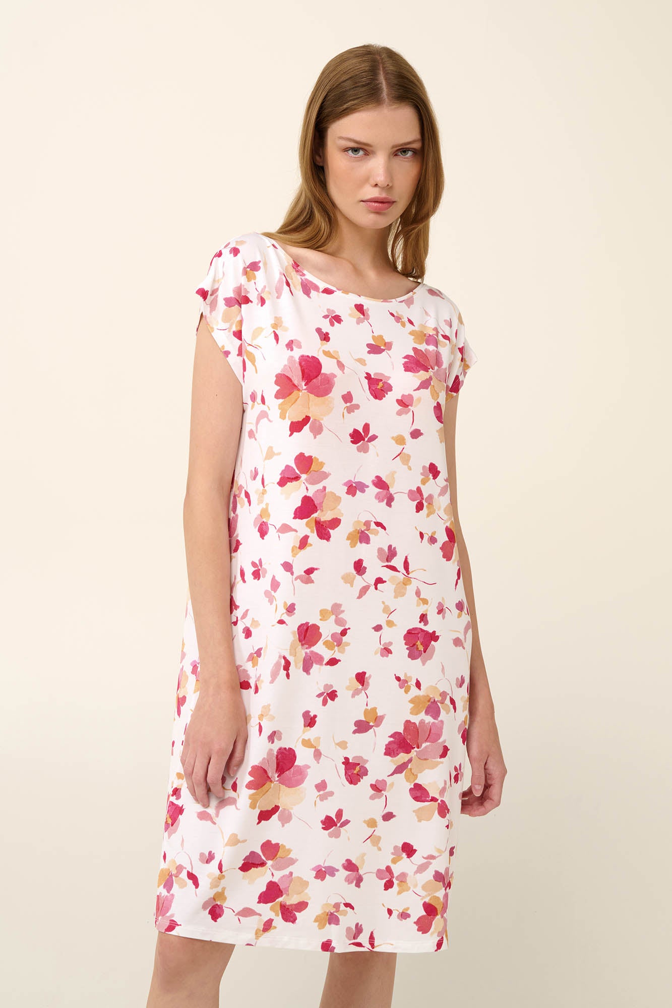 https://assets.vampfashion.com/SOFTONE_TMP_IMAGES/2_0662567919.jpg
