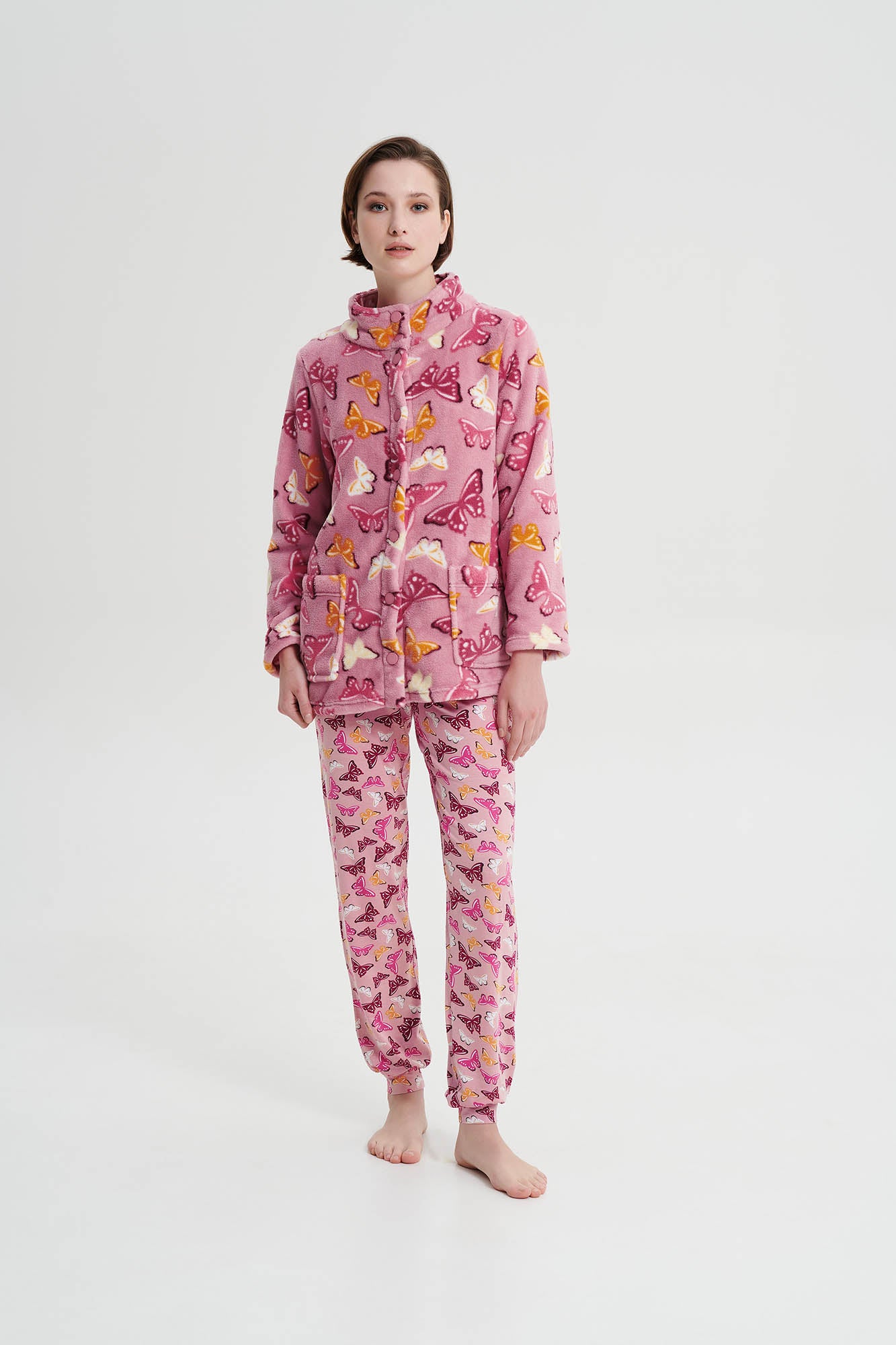 https://assets.vampfashion.com/SOFTONE_TMP_IMAGES/2_0693943269.jpg