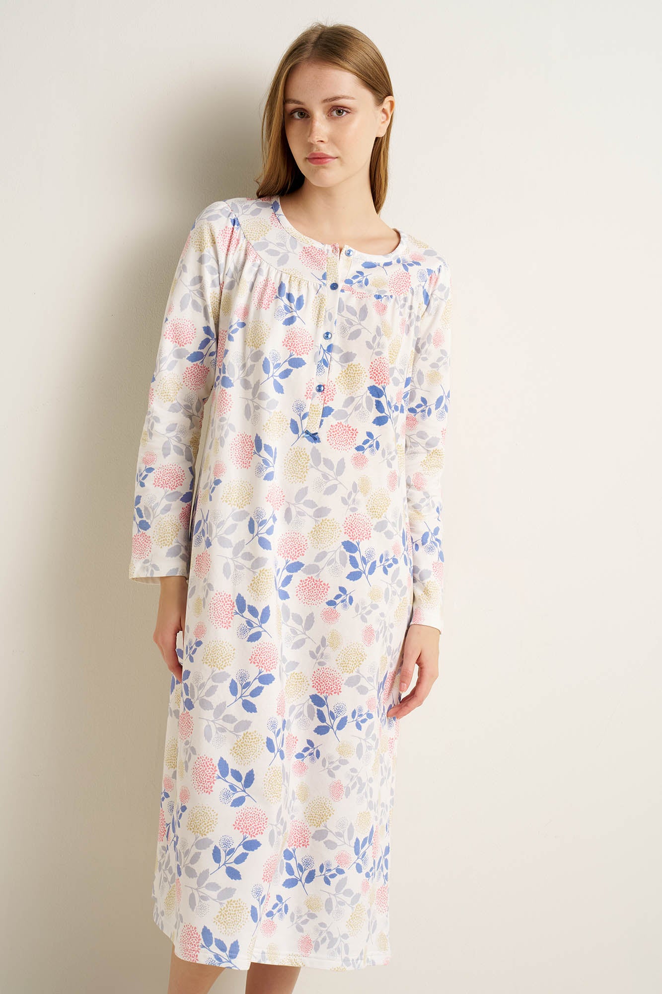 https://assets.vampfashion.com/SOFTONE_TMP_IMAGES/2_0712957193.jpg