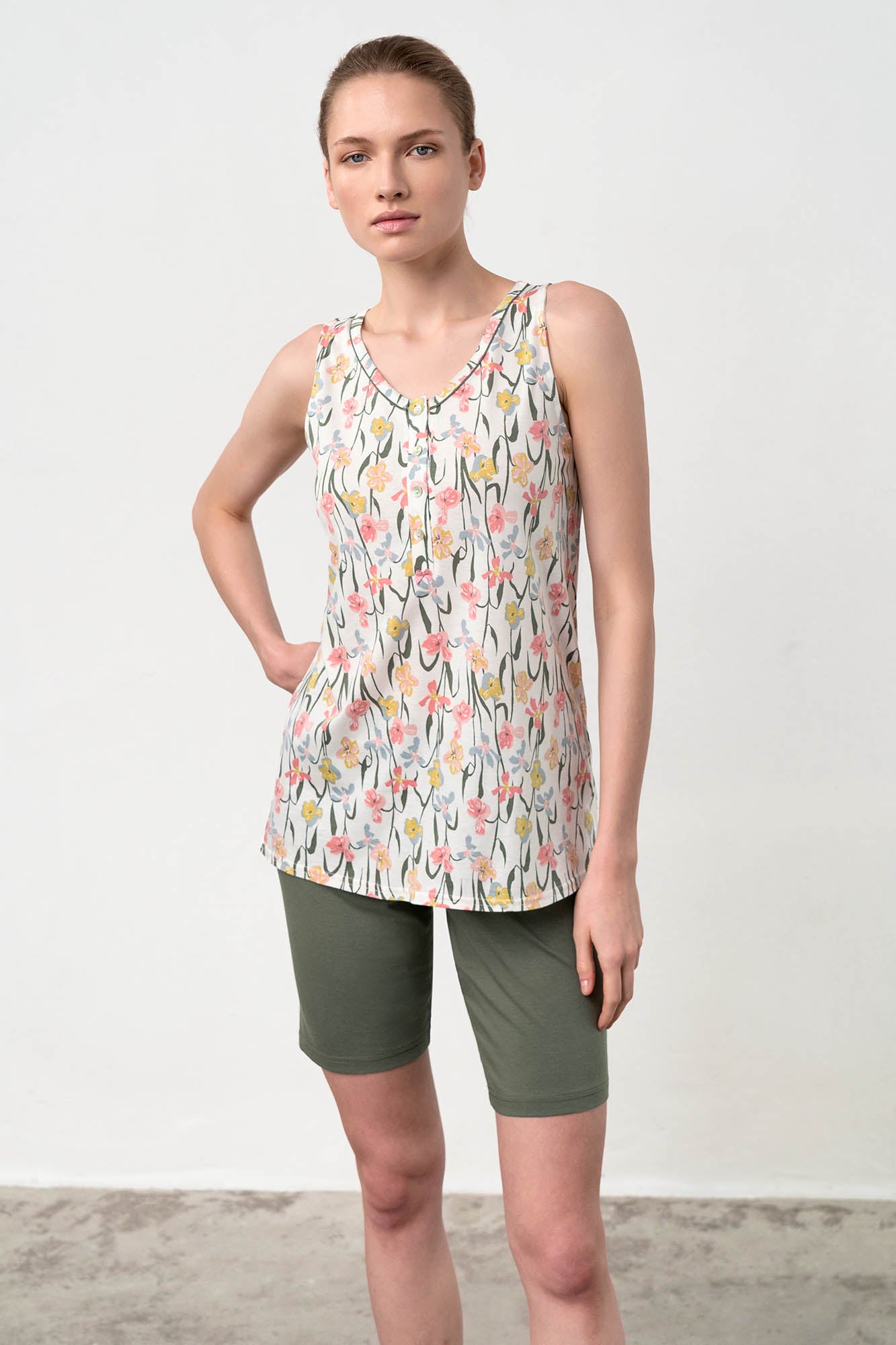 https://assets.vampfashion.com/SOFTONE_TMP_IMAGES/2_0730940654.jpg