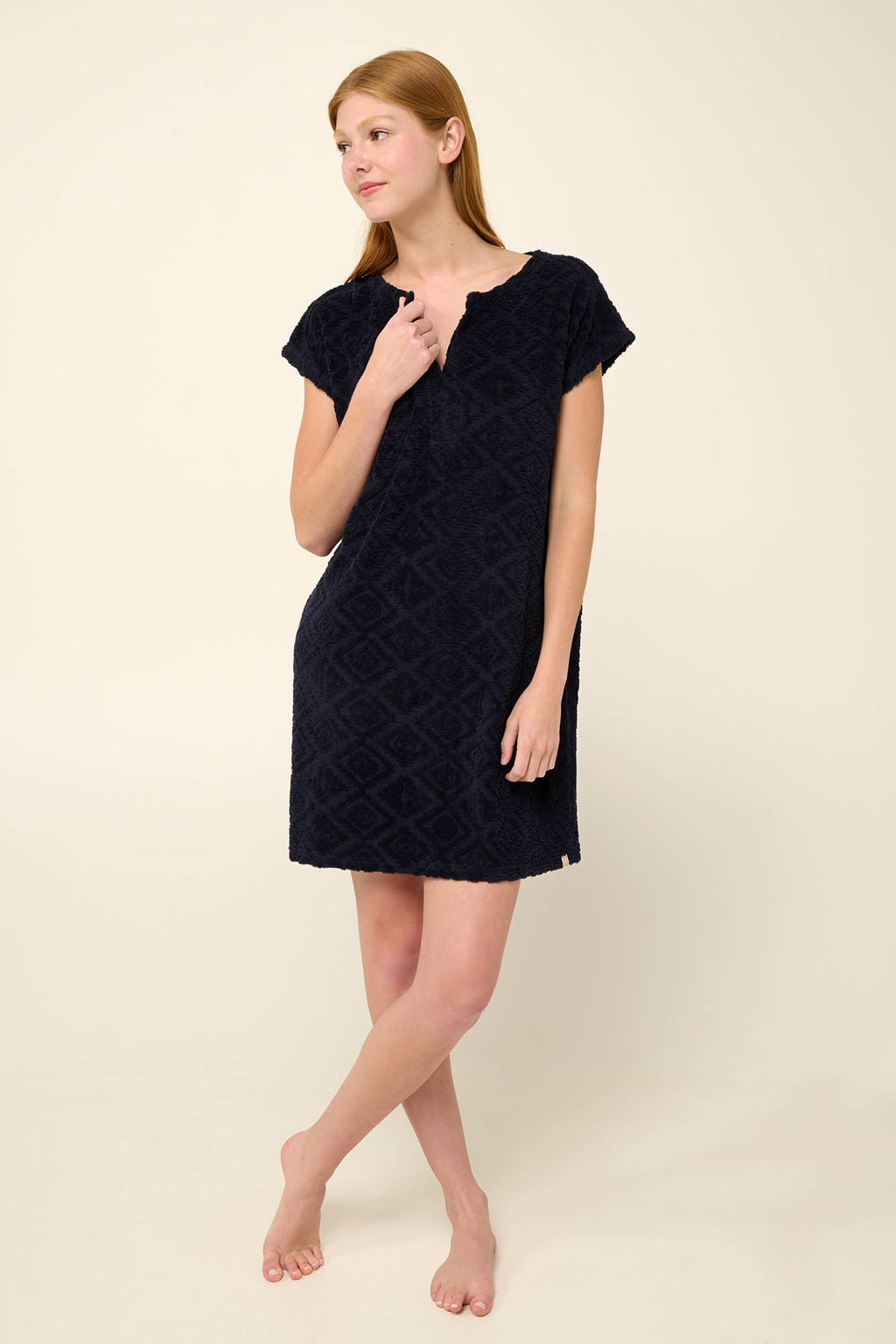 https://assets.vampfashion.com/SOFTONE_TMP_IMAGES/2_0749087962.jpg