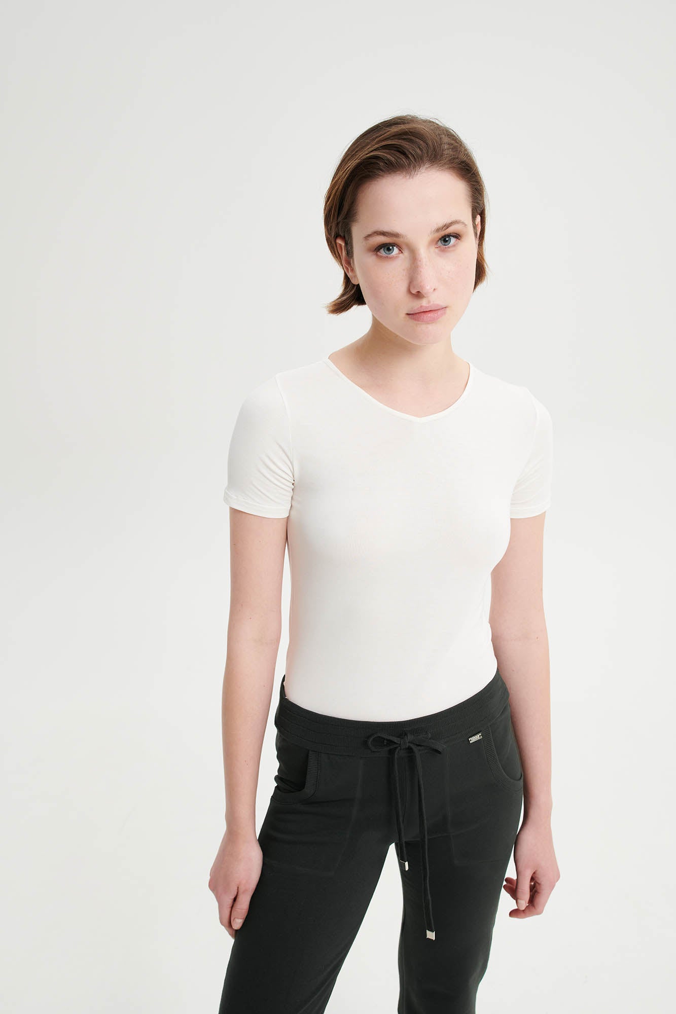 https://assets.vampfashion.com/SOFTONE_TMP_IMAGES/2_0759143317.jpg