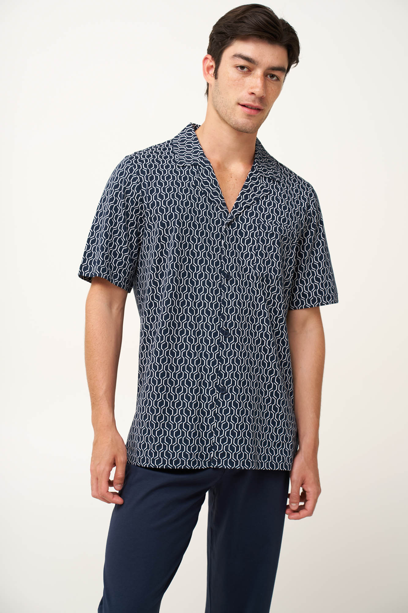https://assets.vampfashion.com/SOFTONE_TMP_IMAGES/2_0788712388.jpg