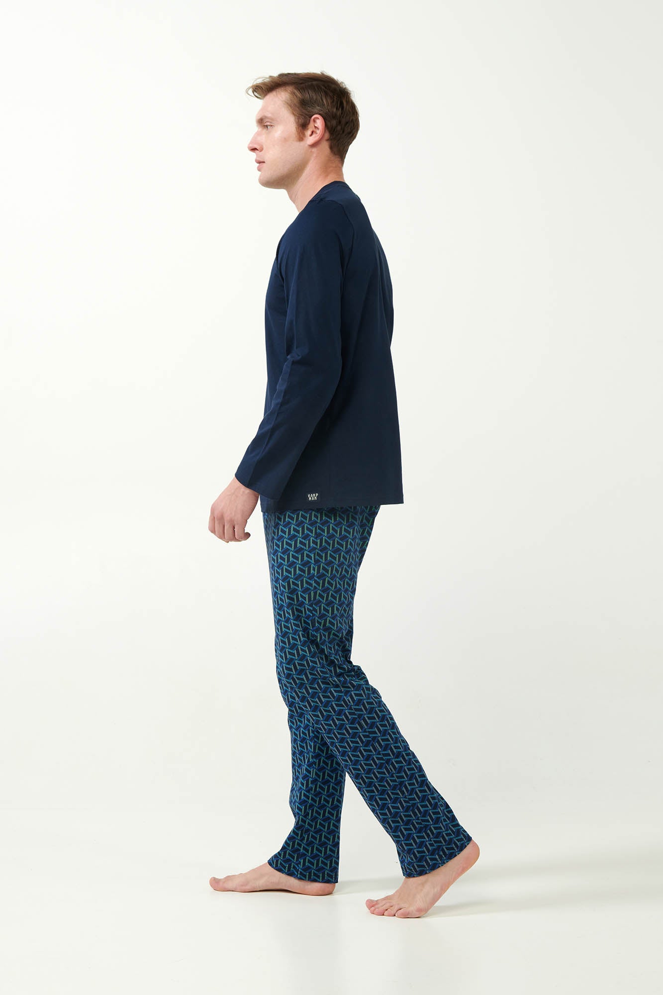 https://assets.vampfashion.com/SOFTONE_TMP_IMAGES/2_0796691777.jpg