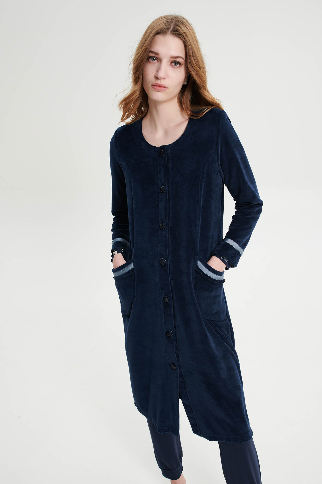 Vamp - Μονόχρωμη Κουμπωτή Ρόμπα