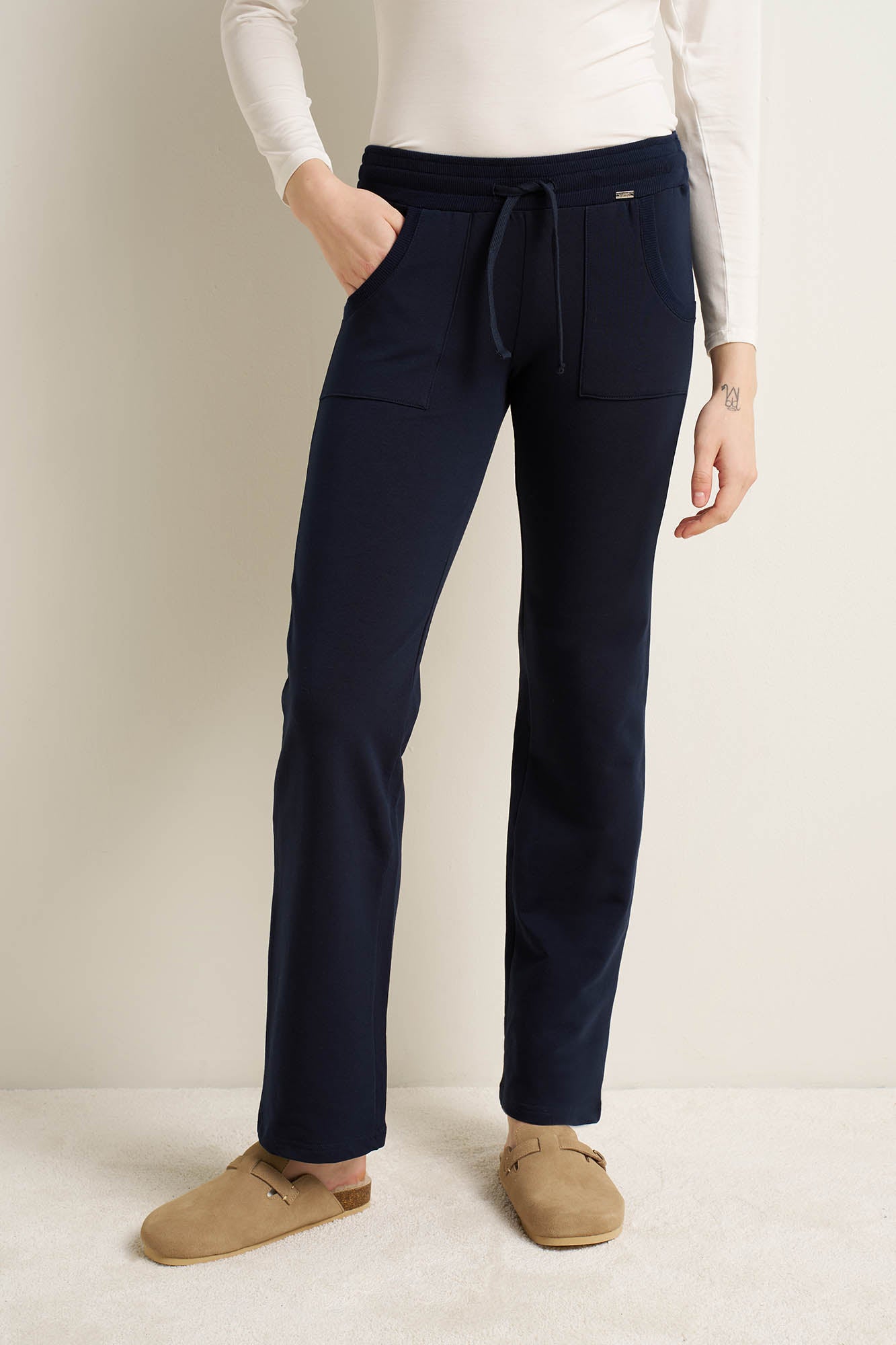 https://assets.vampfashion.com/SOFTONE_TMP_IMAGES/2_0815828325.jpg
