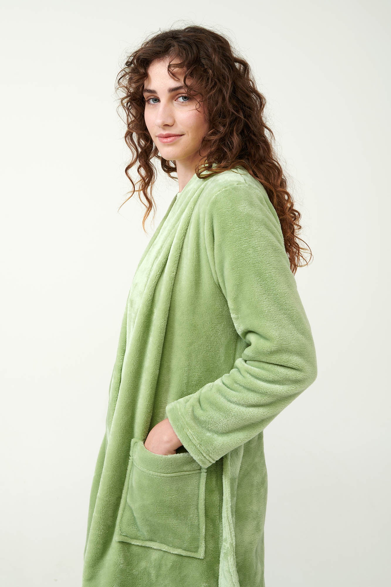https://assets.vampfashion.com/SOFTONE_TMP_IMAGES/2_0826897264.jpg