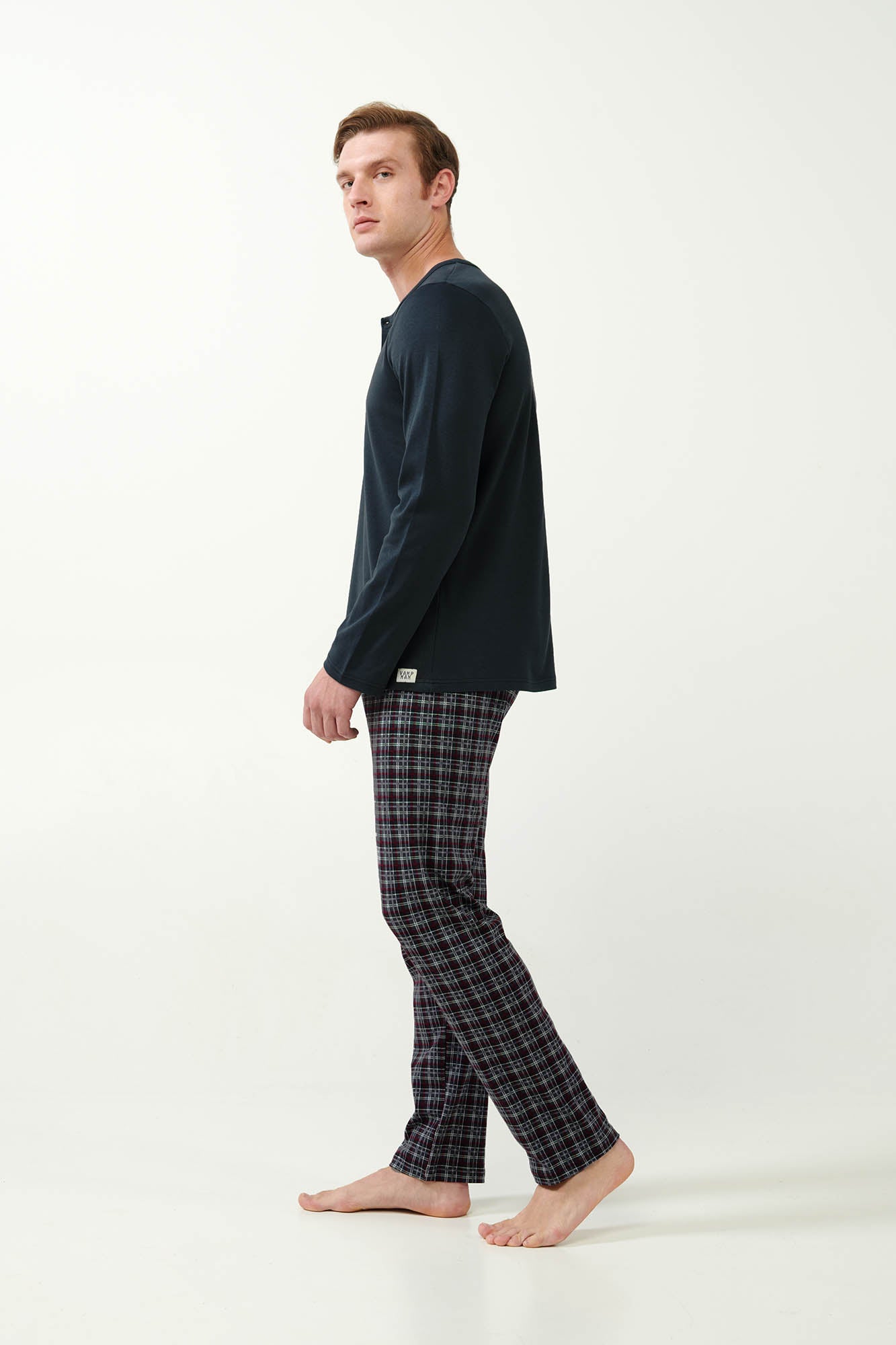 https://assets.vampfashion.com/SOFTONE_TMP_IMAGES/2_0829943388.jpg