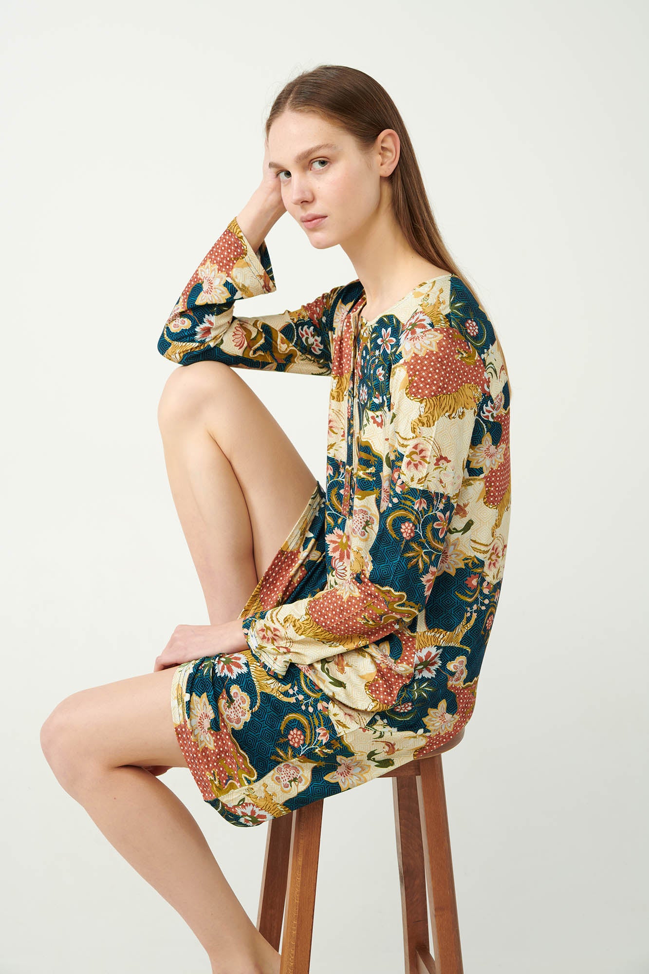 https://assets.vampfashion.com/SOFTONE_TMP_IMAGES/2_0833438831.jpg