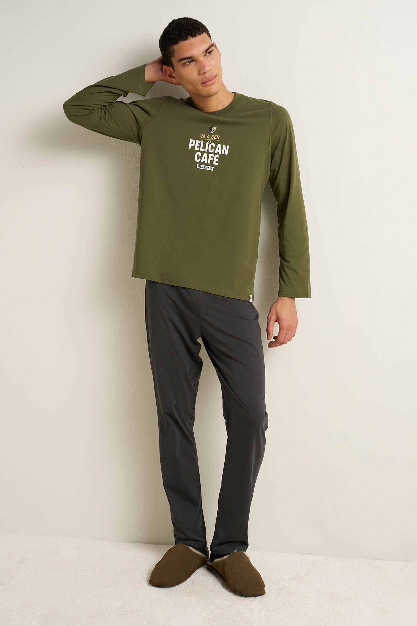 https://assets.vampfashion.com/SOFTONE_TMP_IMAGES/2_0837763785.jpg