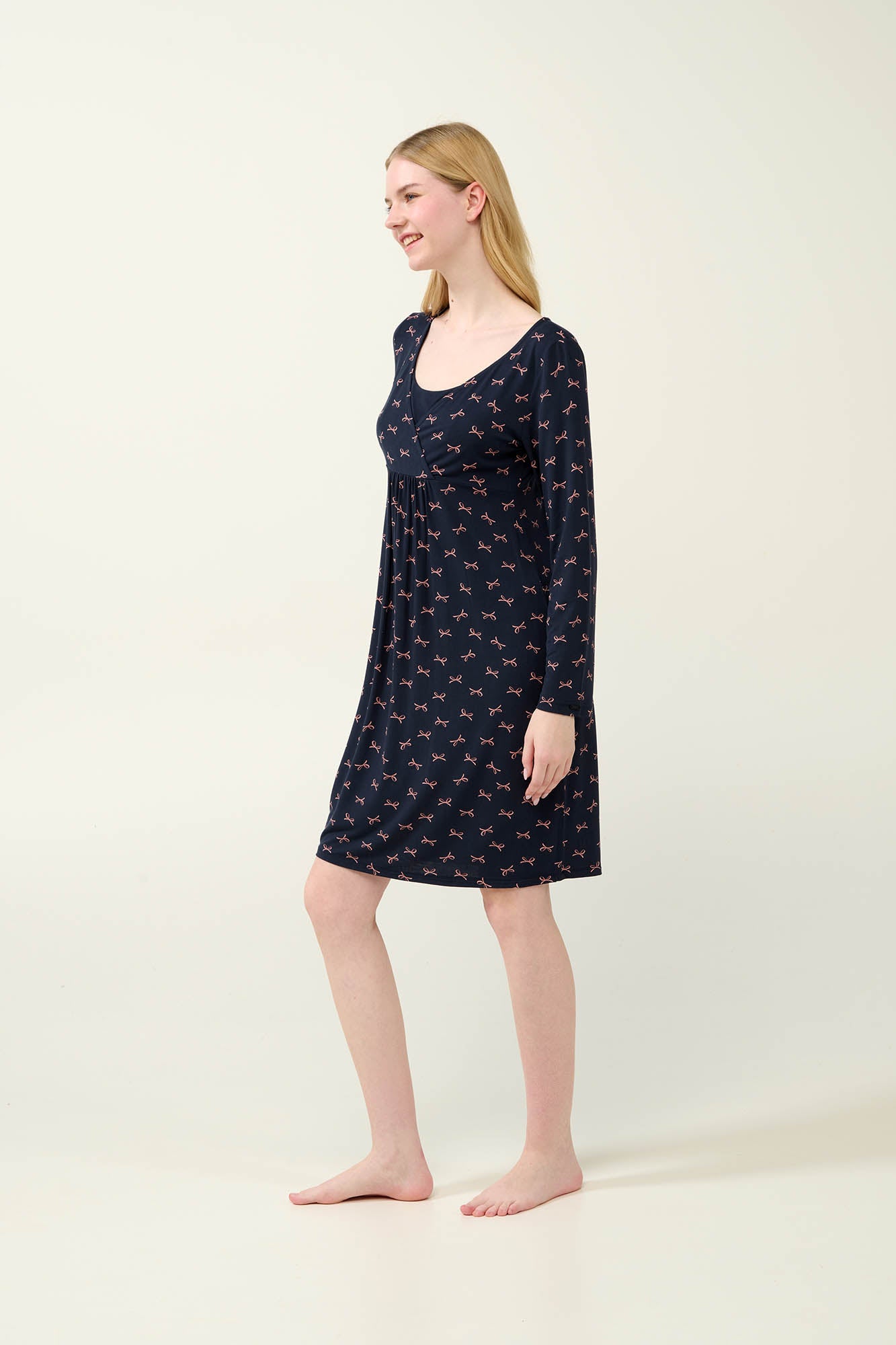 https://assets.vampfashion.com/SOFTONE_TMP_IMAGES/2_0850804197.jpg