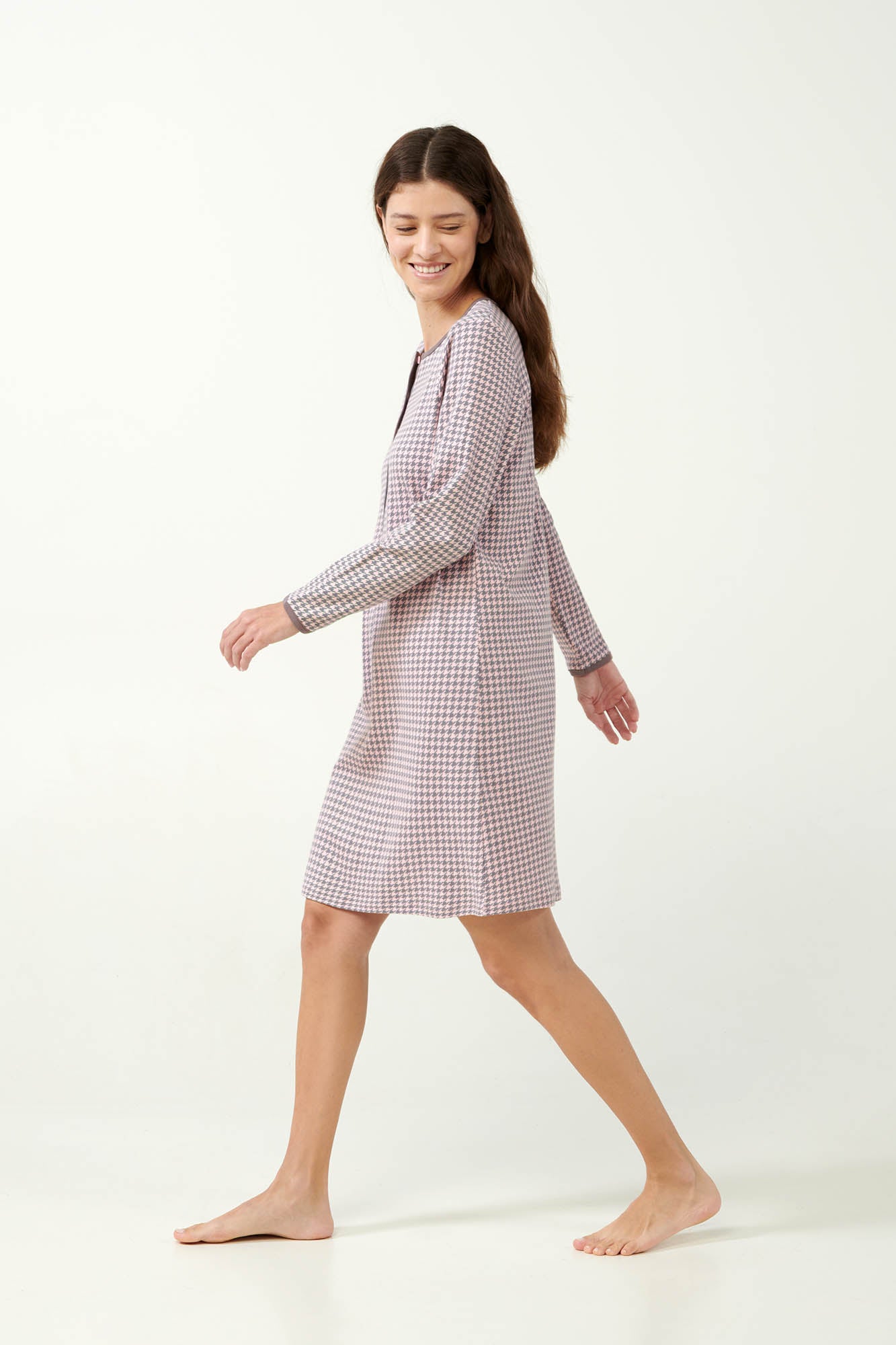 https://assets.vampfashion.com/SOFTONE_TMP_IMAGES/2_0852205405.jpg