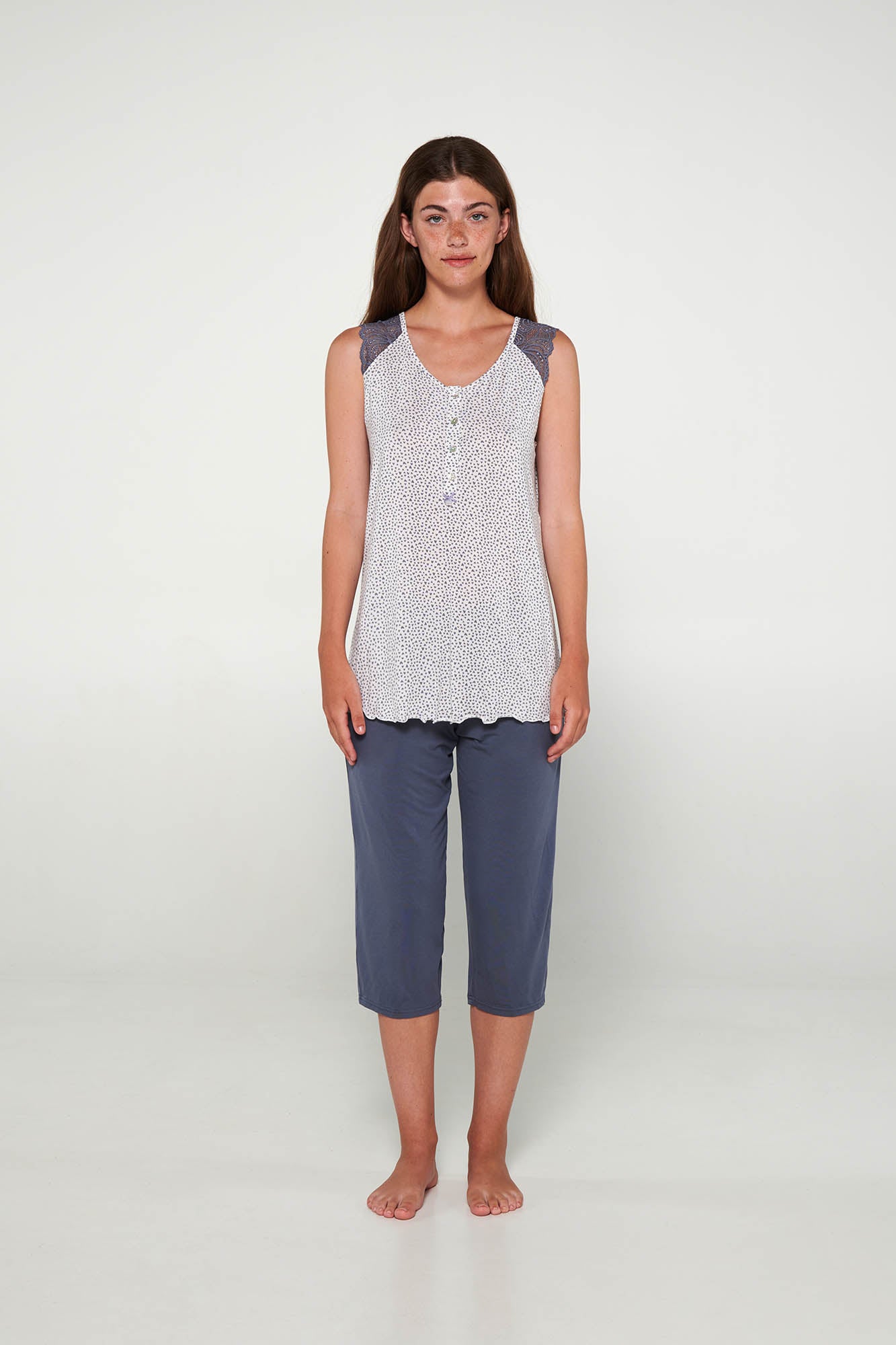 https://assets.vampfashion.com/SOFTONE_TMP_IMAGES/2_0860383157.jpg