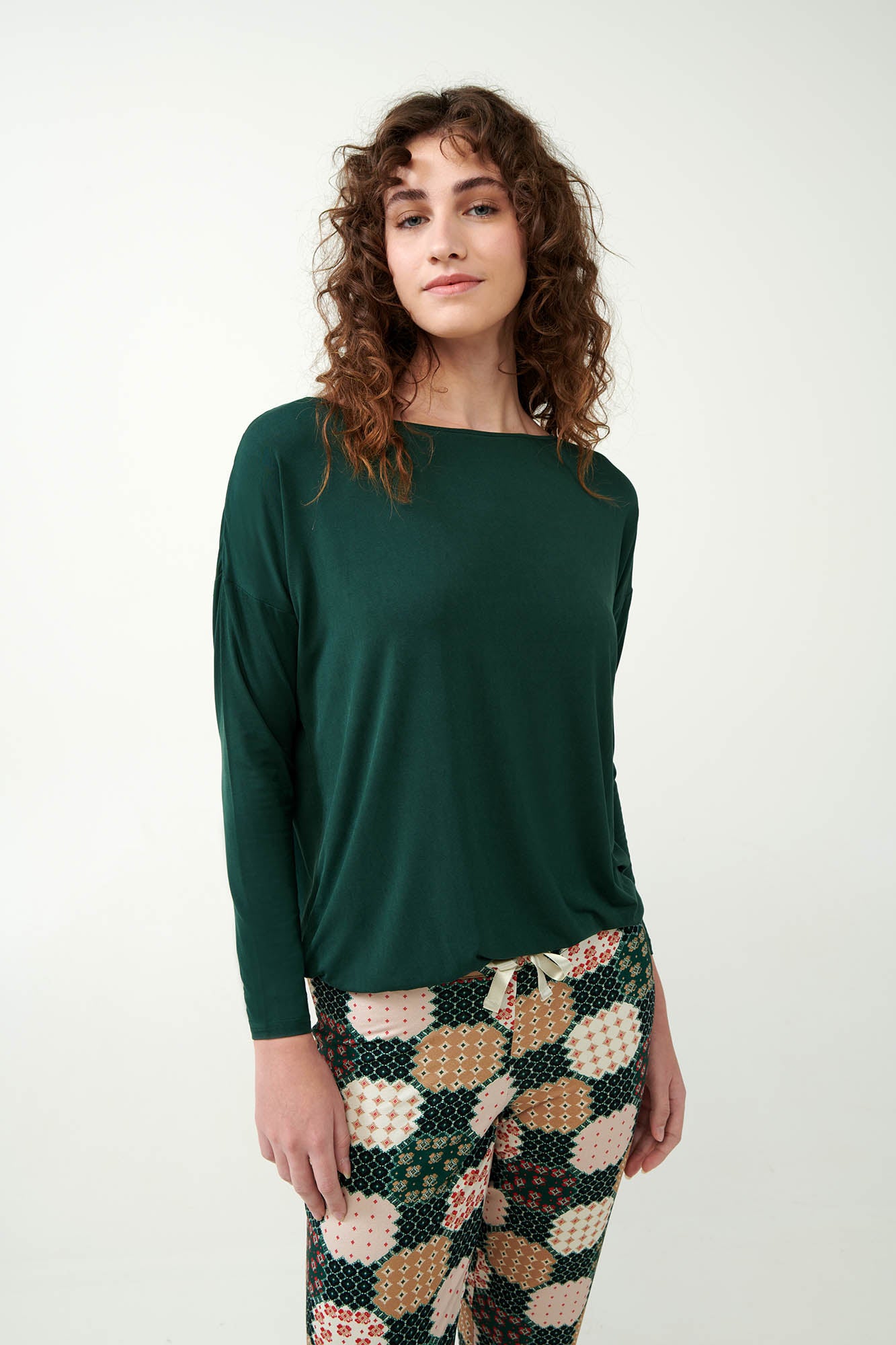https://assets.vampfashion.com/SOFTONE_TMP_IMAGES/2_0881210983.jpg
