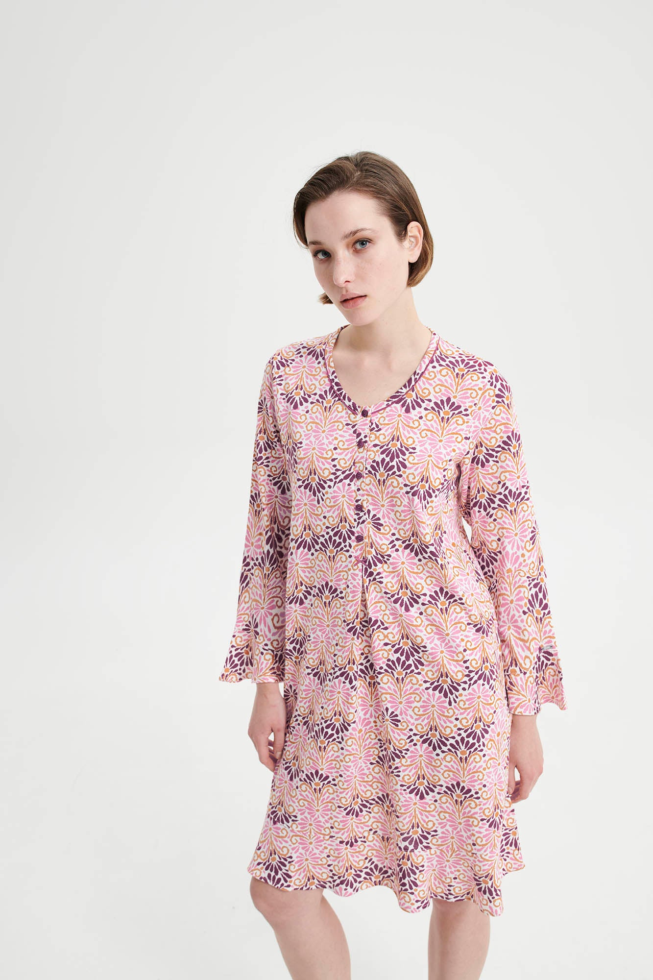 https://assets.vampfashion.com/SOFTONE_TMP_IMAGES/2_0898961700.jpg