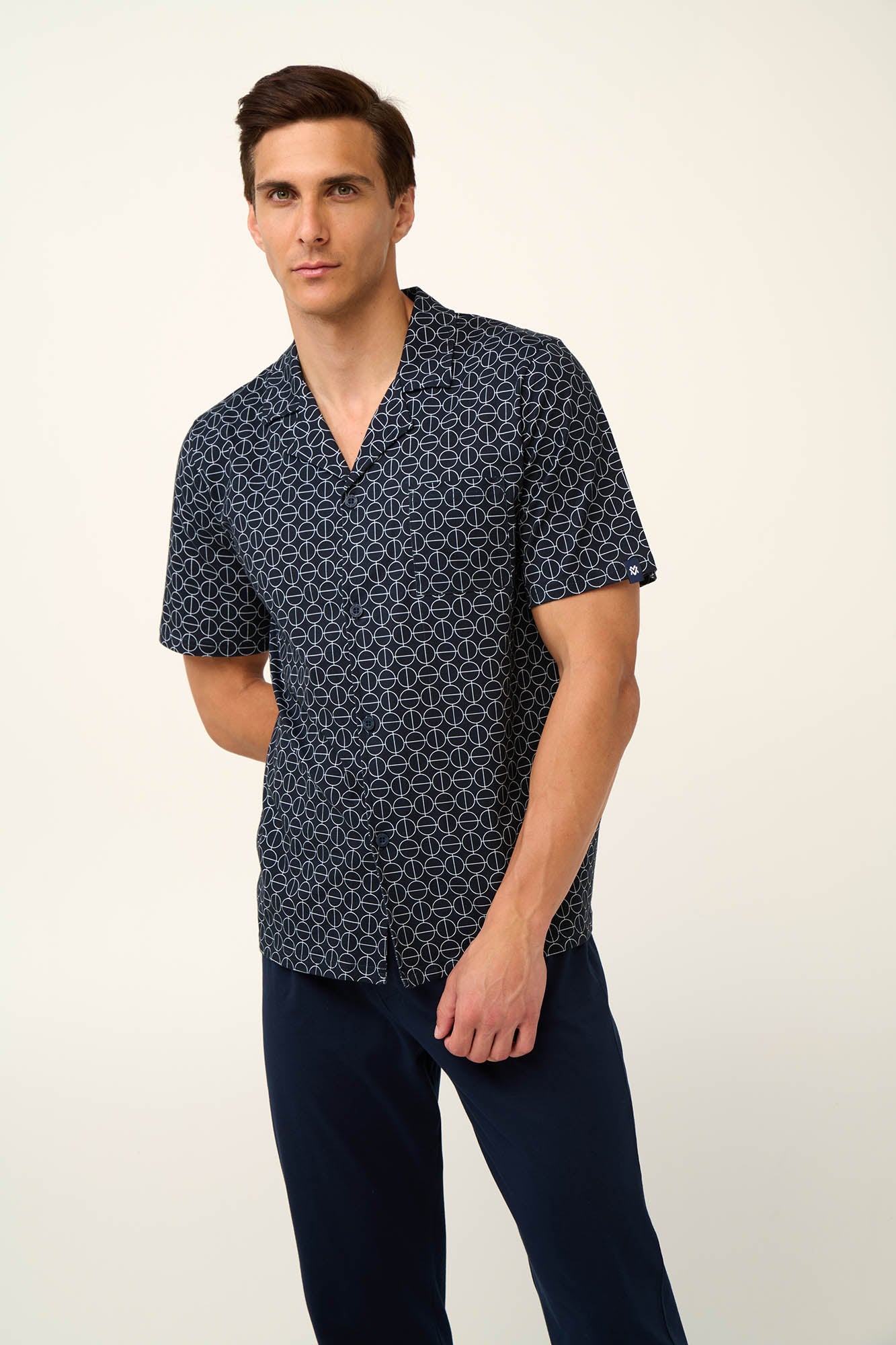 https://assets.vampfashion.com/SOFTONE_TMP_IMAGES/2_0900965786.jpg