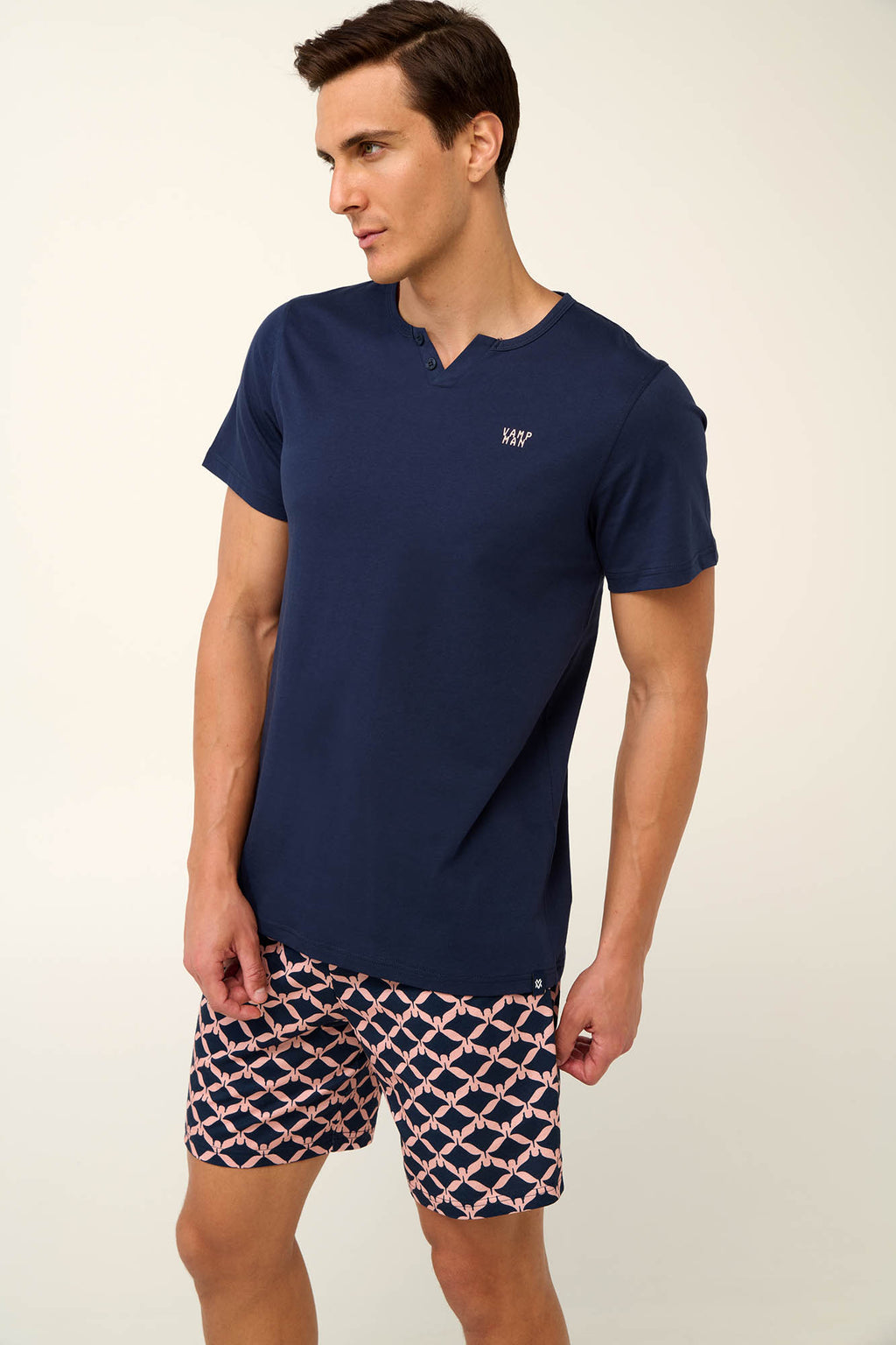 https://assets.vampfashion.com/SOFTONE_TMP_IMAGES/2_0917659654.jpg
