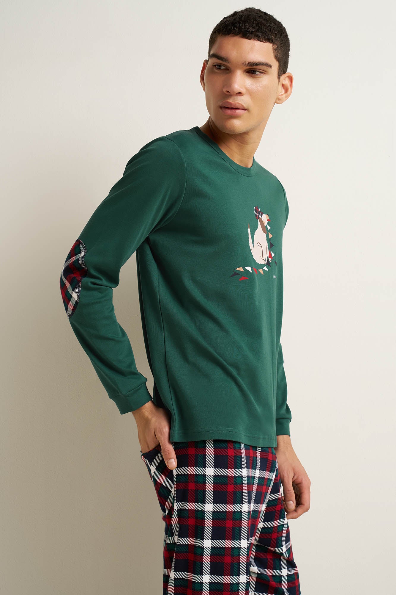 https://assets.vampfashion.com/SOFTONE_TMP_IMAGES/2_0933851959.jpg
