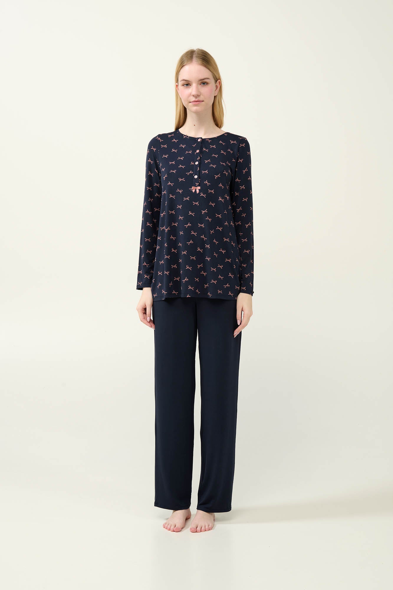 https://assets.vampfashion.com/SOFTONE_TMP_IMAGES/2_0945164422.jpg